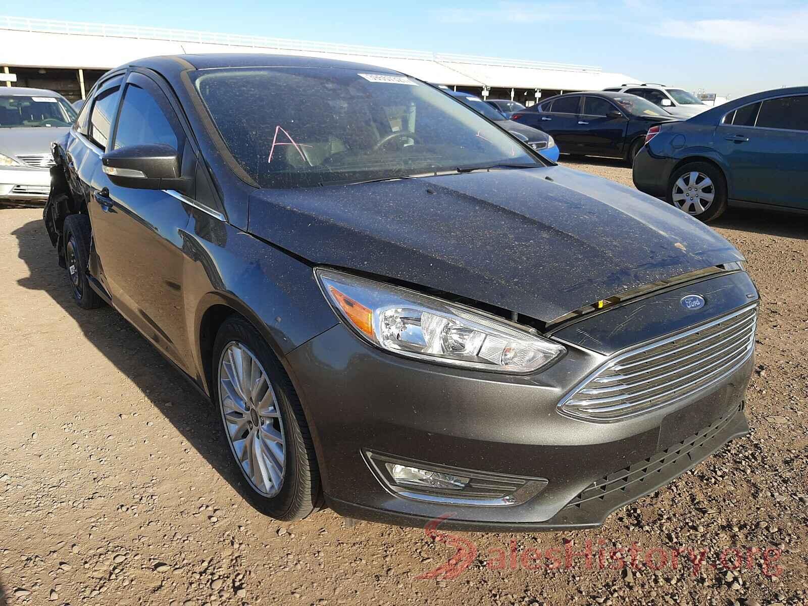 1FADP3J2XJL230715 2018 FORD FOCUS