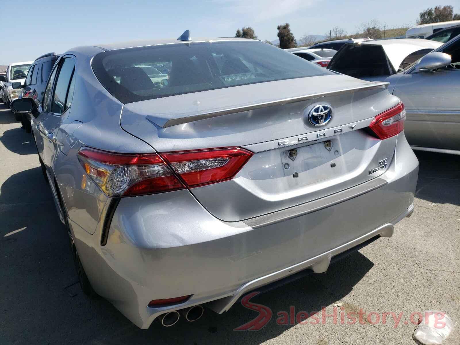 4T1B21HK3JU006752 2018 TOYOTA CAMRY