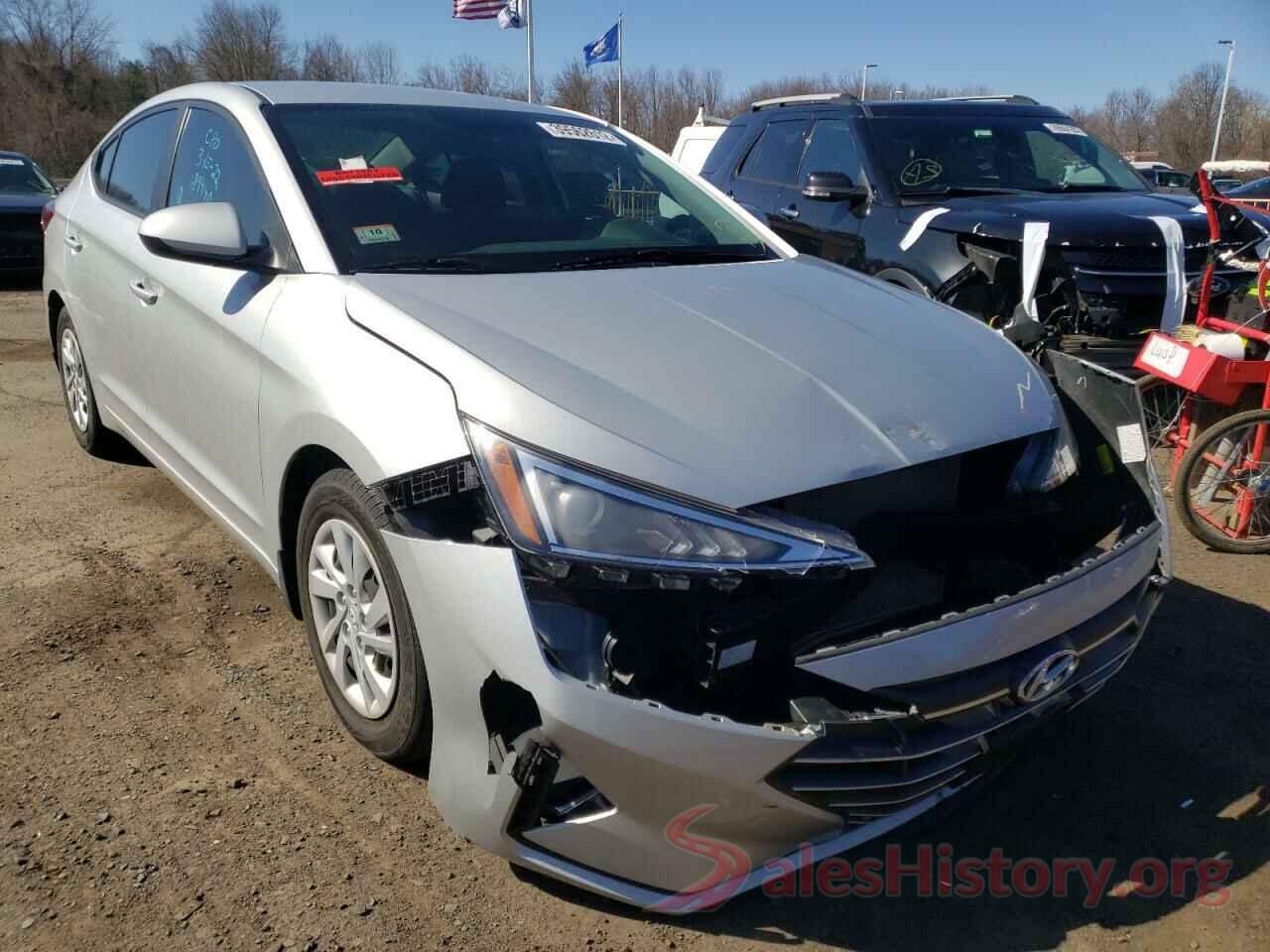 5NPD74LF2KH471271 2019 HYUNDAI ELANTRA