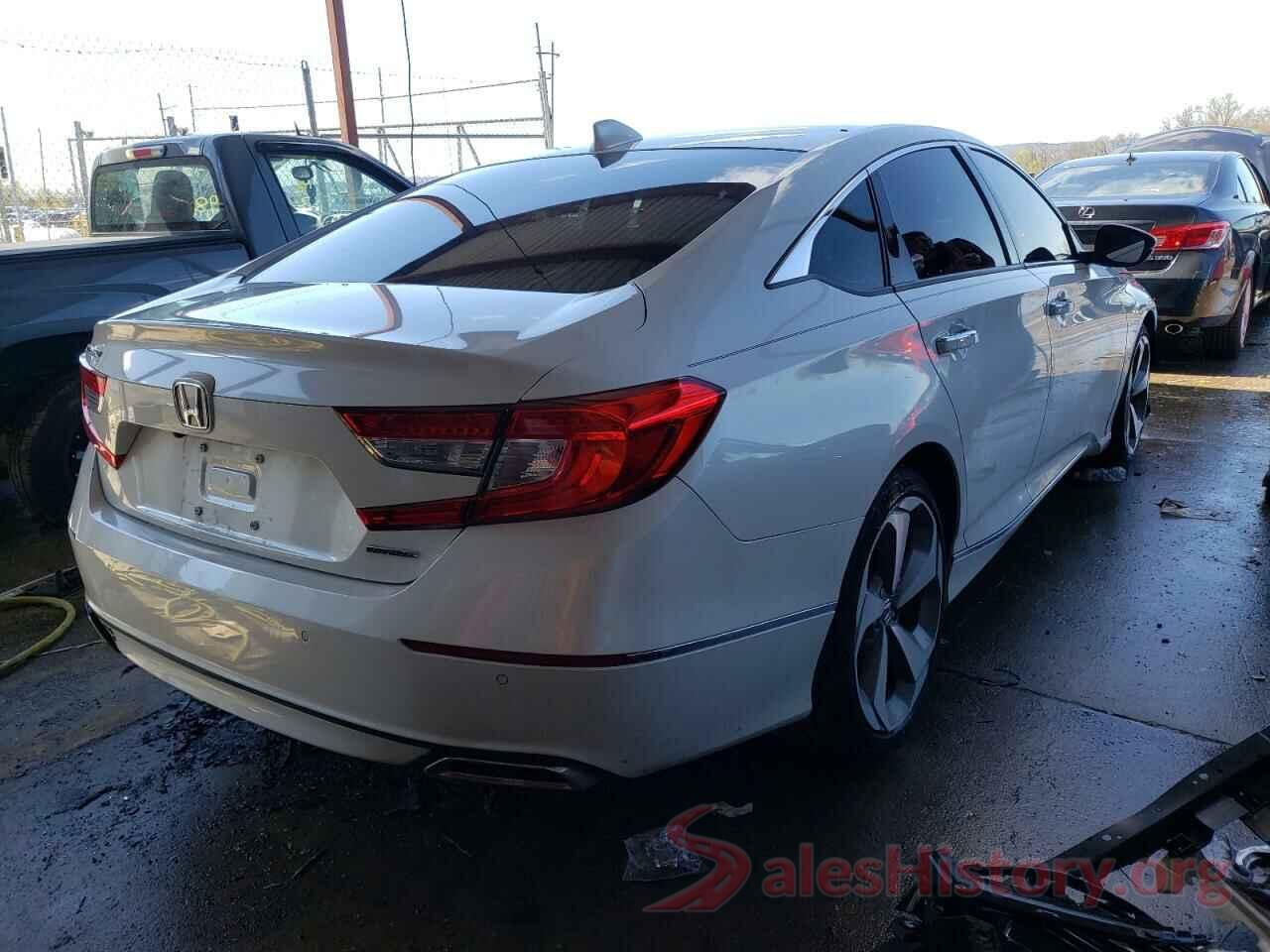 1HGCV1F95JA097493 2018 HONDA ACCORD