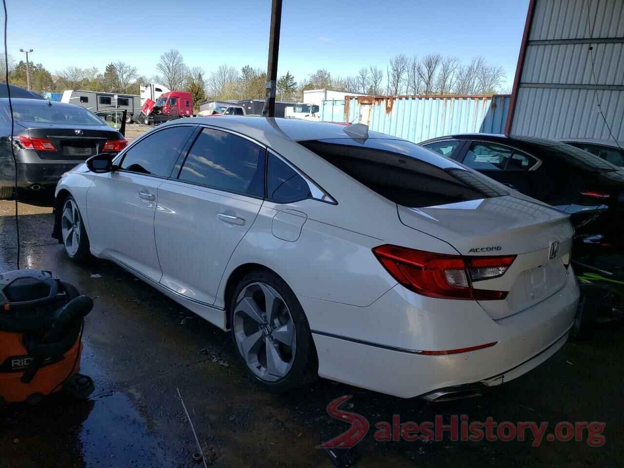 1HGCV1F95JA097493 2018 HONDA ACCORD