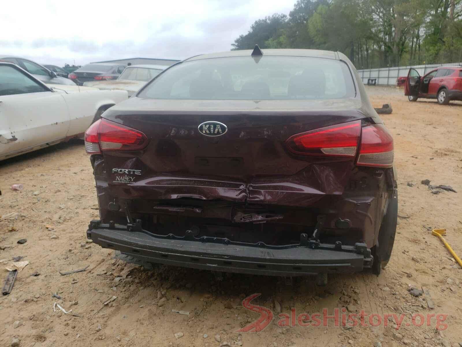 3KPFL4A76JE255815 2018 KIA FORTE