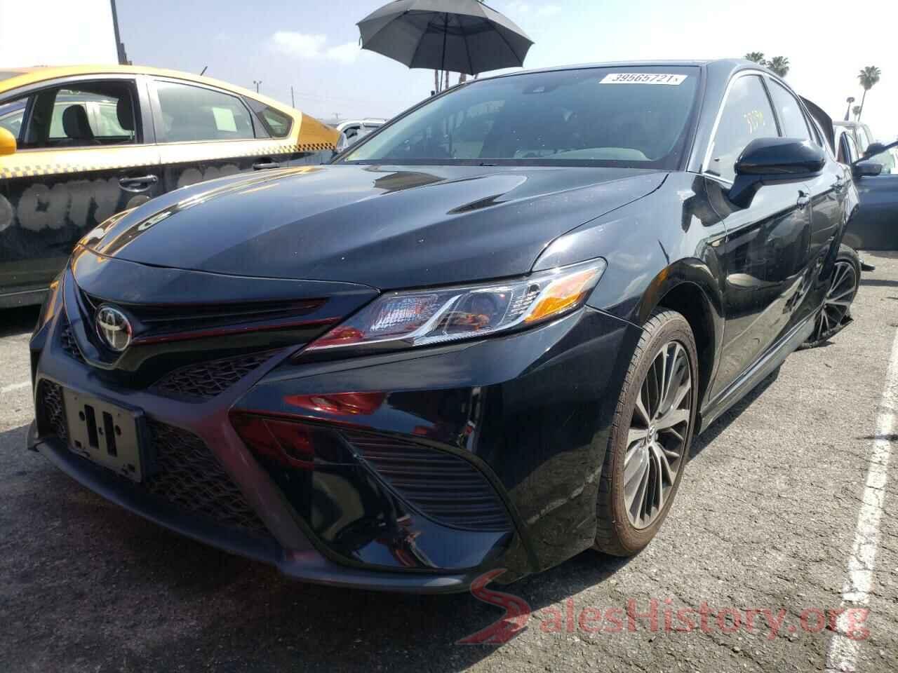 JTNB11HK9J3038498 2018 TOYOTA CAMRY