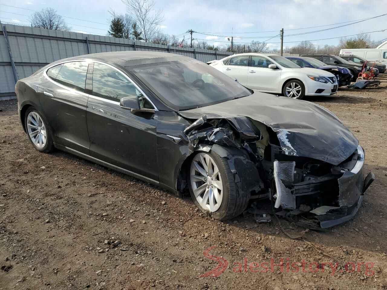 5YJSA1E27JF292478 2018 TESLA MODEL S