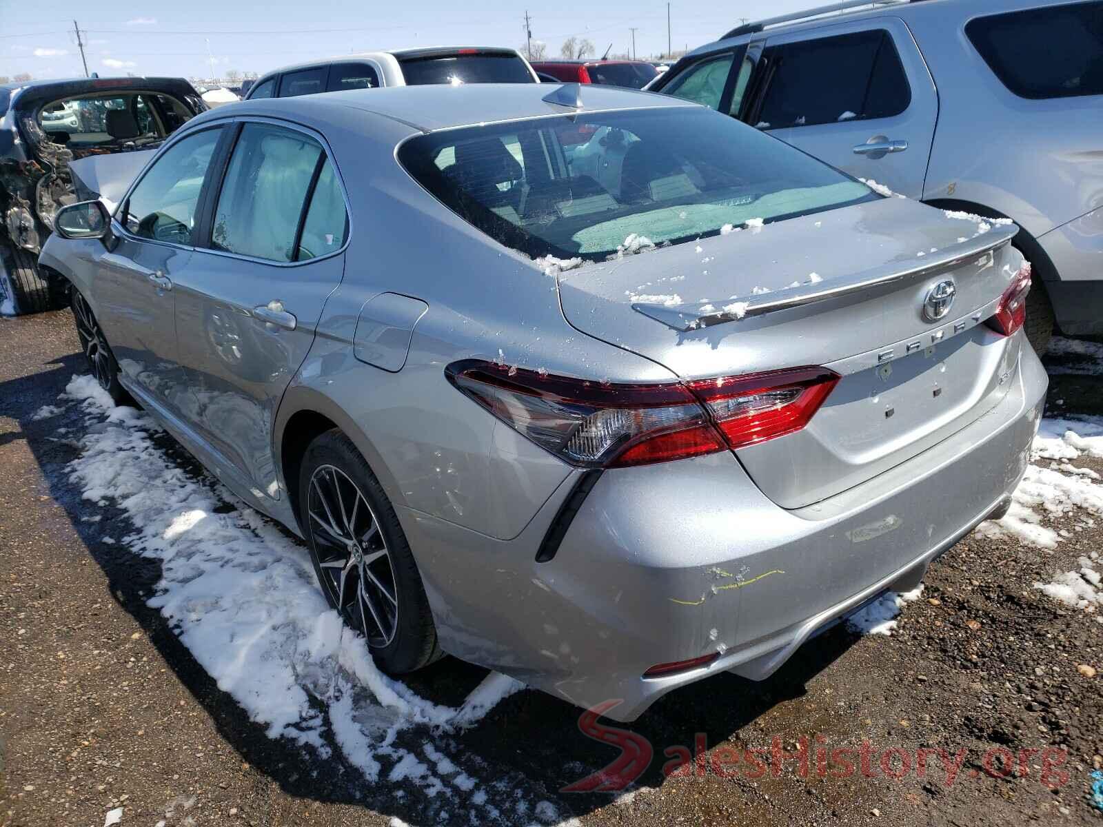 4T1G11AKXMU443817 2021 TOYOTA CAMRY