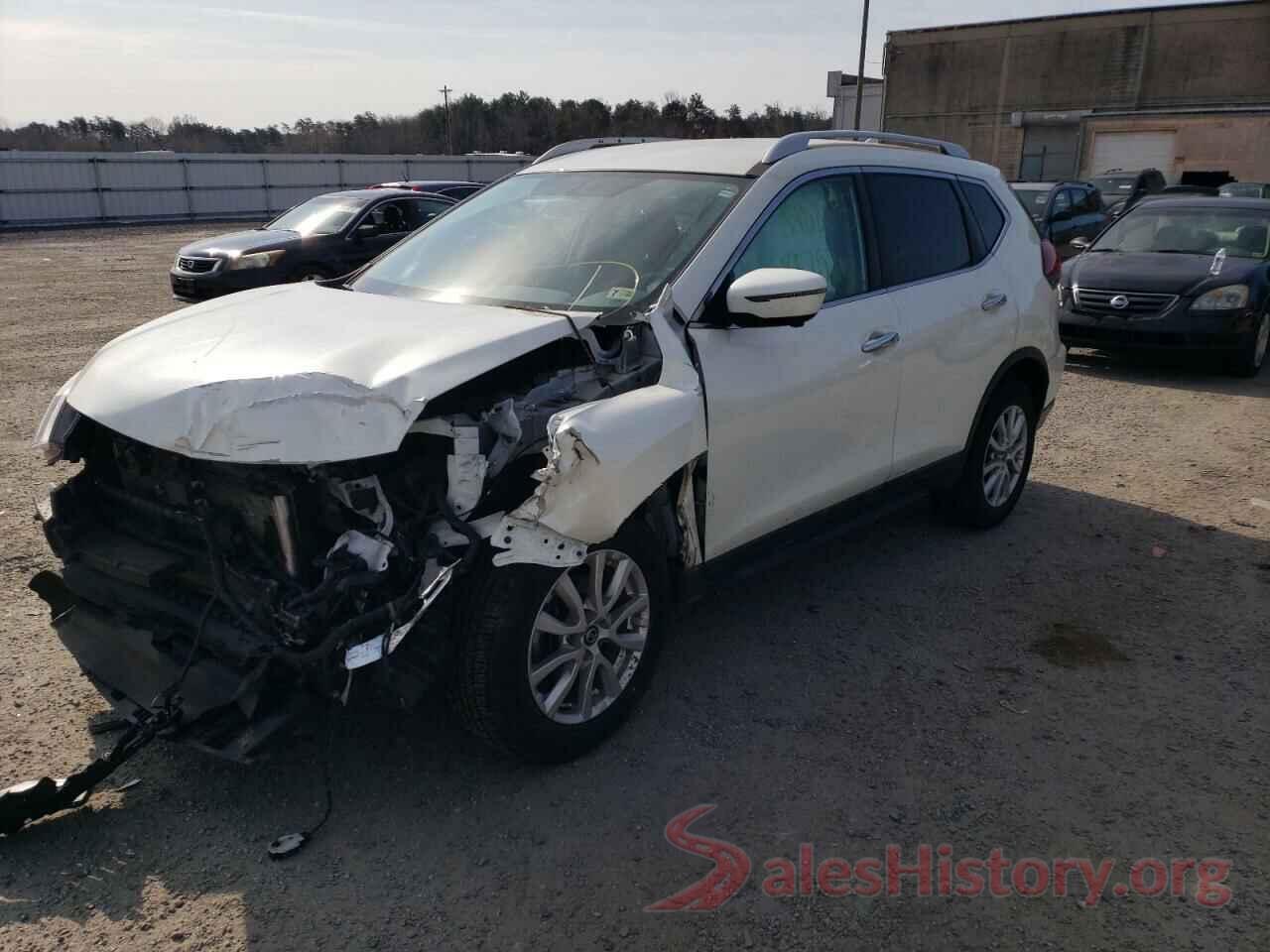 KNMAT2MV5JP581016 2018 NISSAN ROGUE