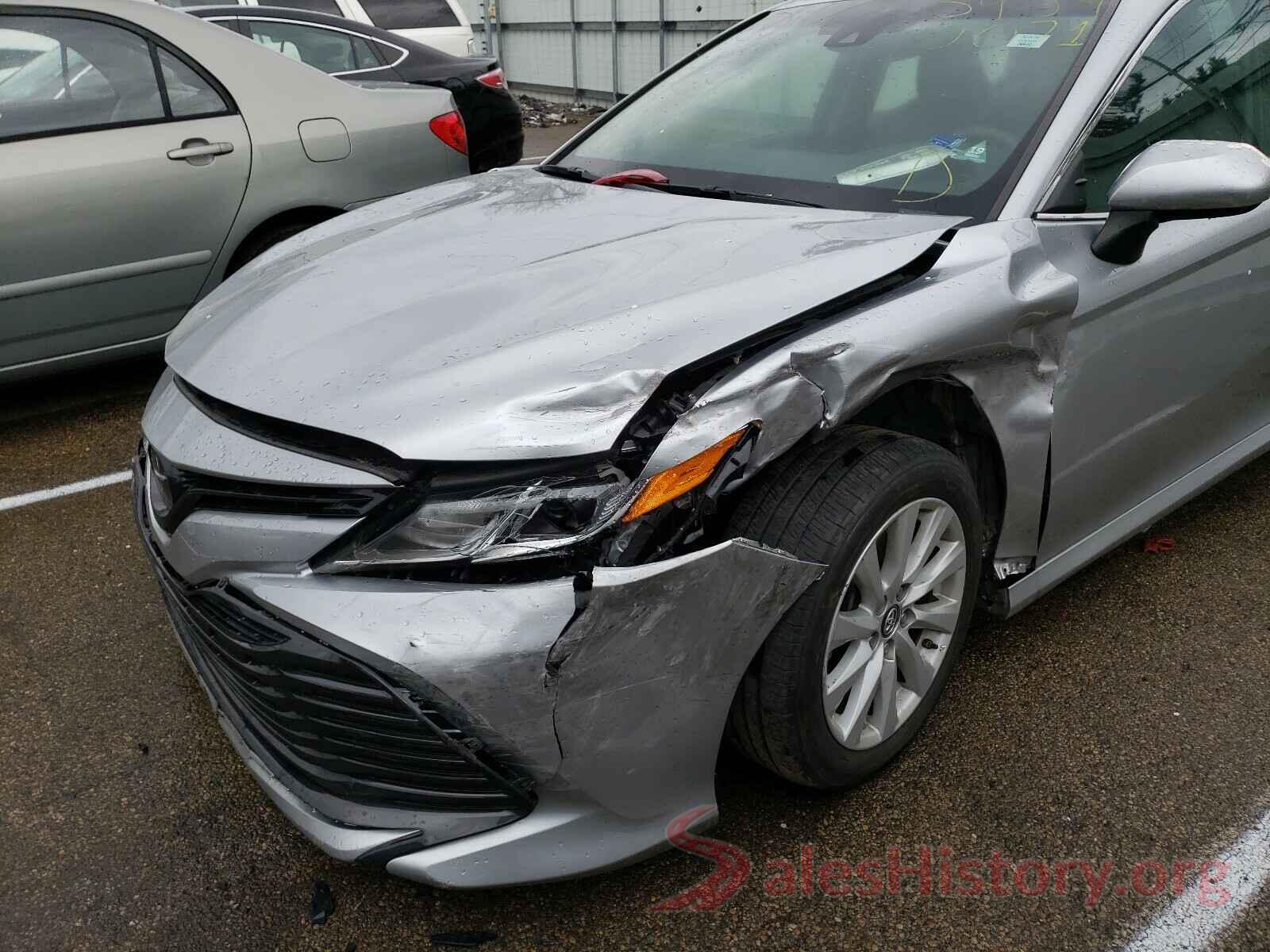 4T1B11HK5JU625937 2018 TOYOTA CAMRY