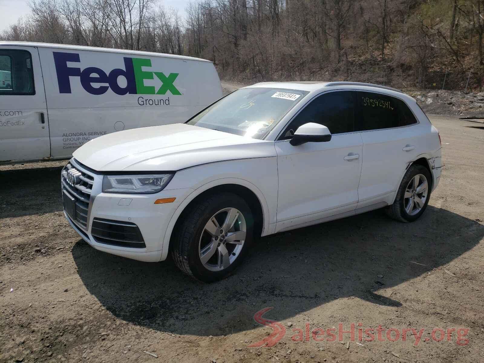 WA1BNAFY4J2073630 2018 AUDI Q5