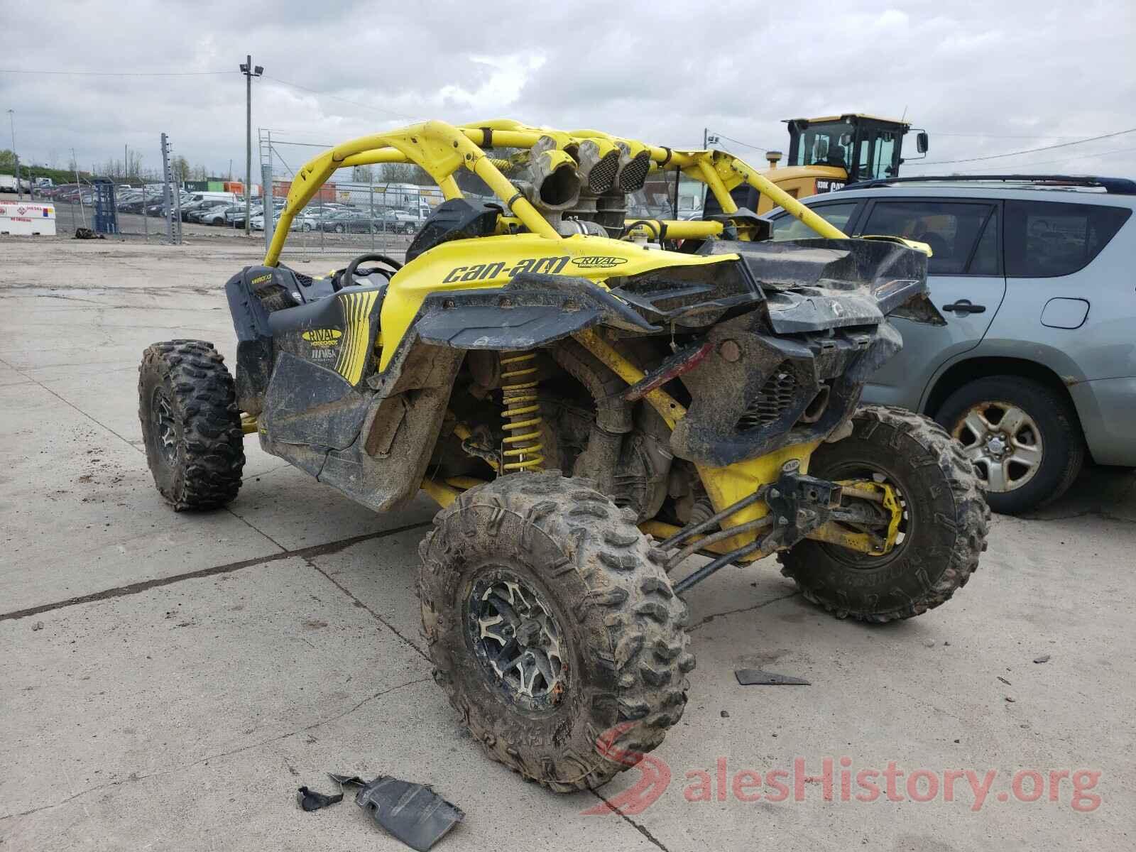 3JBVWAW25JK000107 2018 CAN-AM SIDEBYSIDE