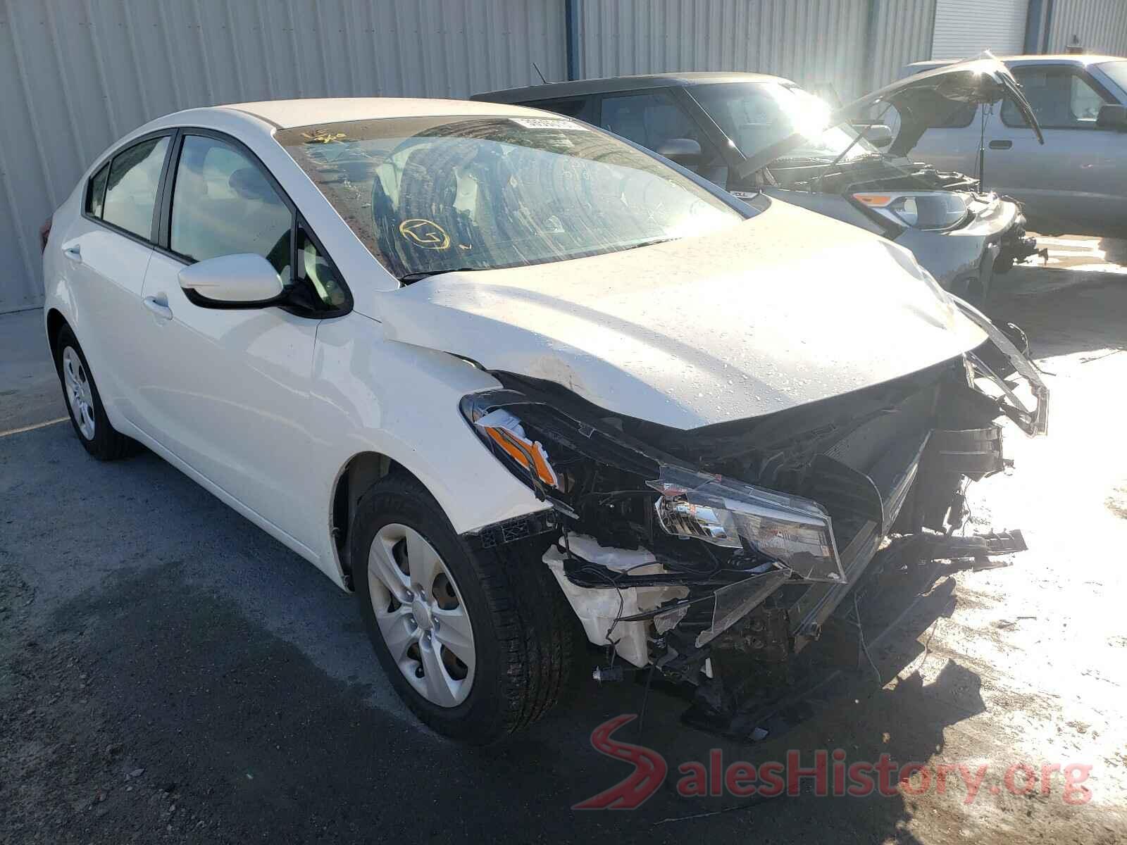 3KPFK4A7XHE037535 2017 KIA FORTE