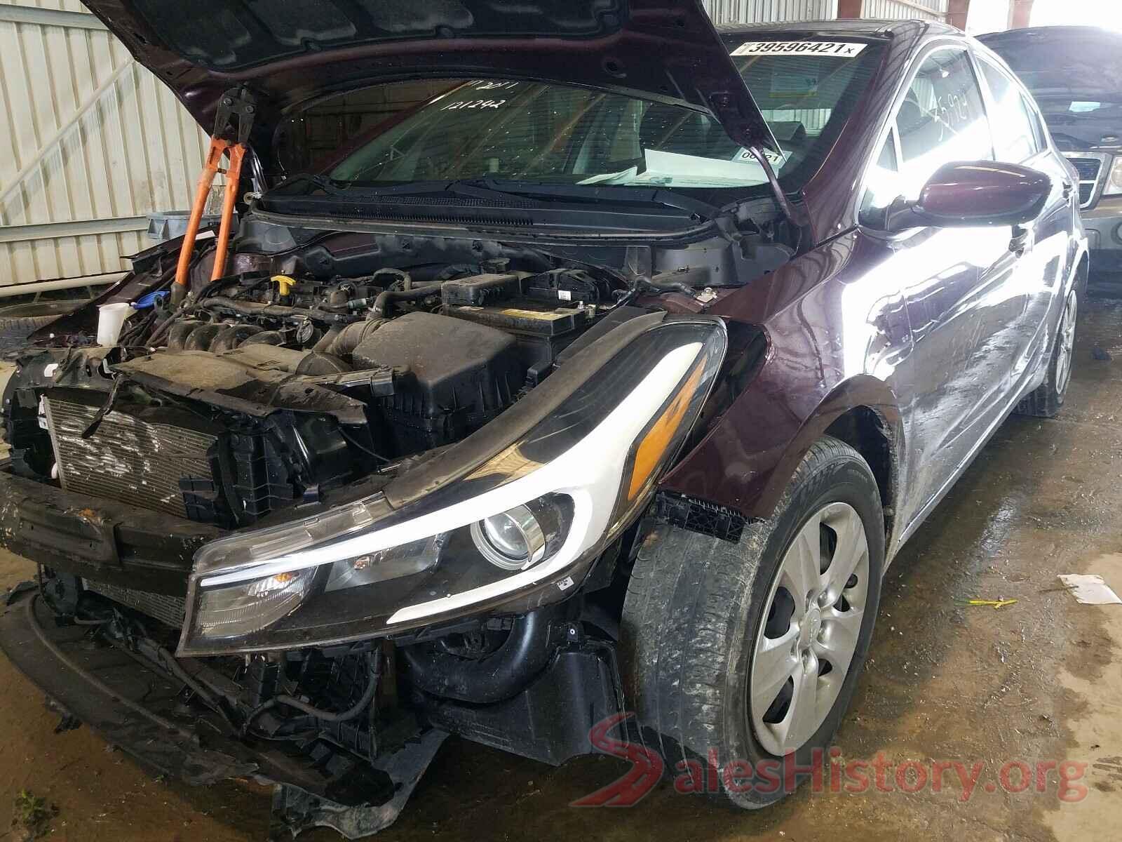 3KPFK4A7XHE121242 2017 KIA FORTE