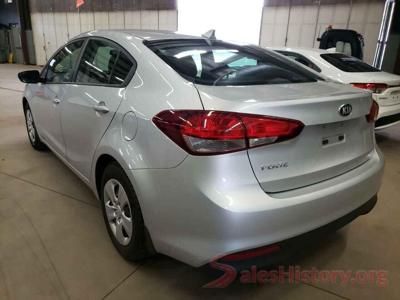 3KPFK4A77HE142856 2017 KIA FORTE