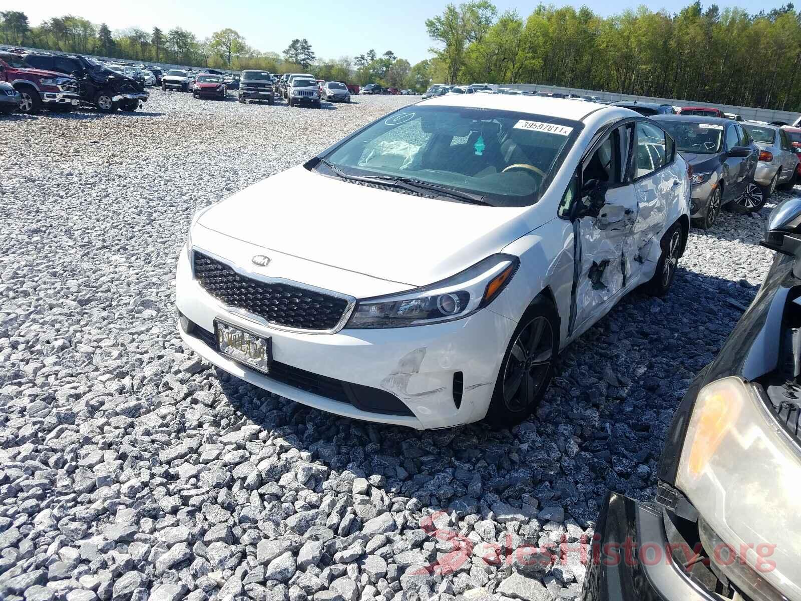 3KPFL4A7XJE252822 2018 KIA FORTE