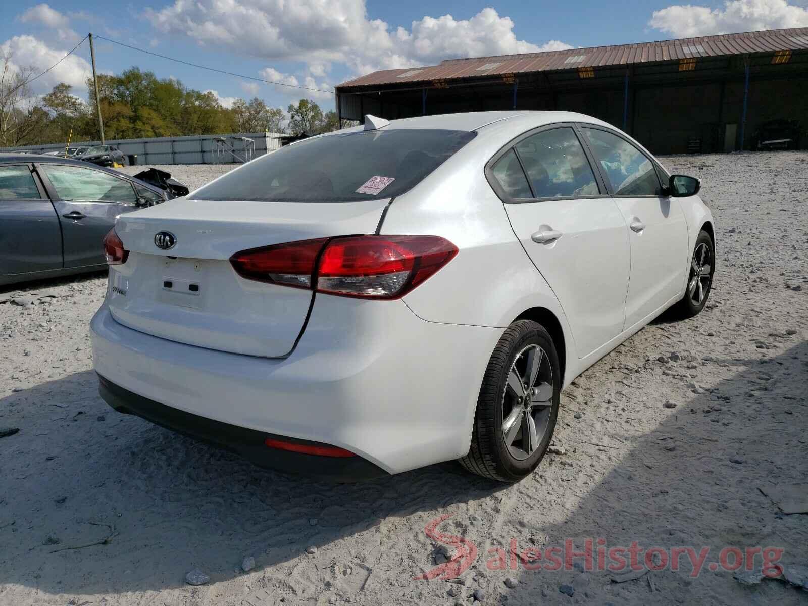 3KPFL4A7XJE252822 2018 KIA FORTE