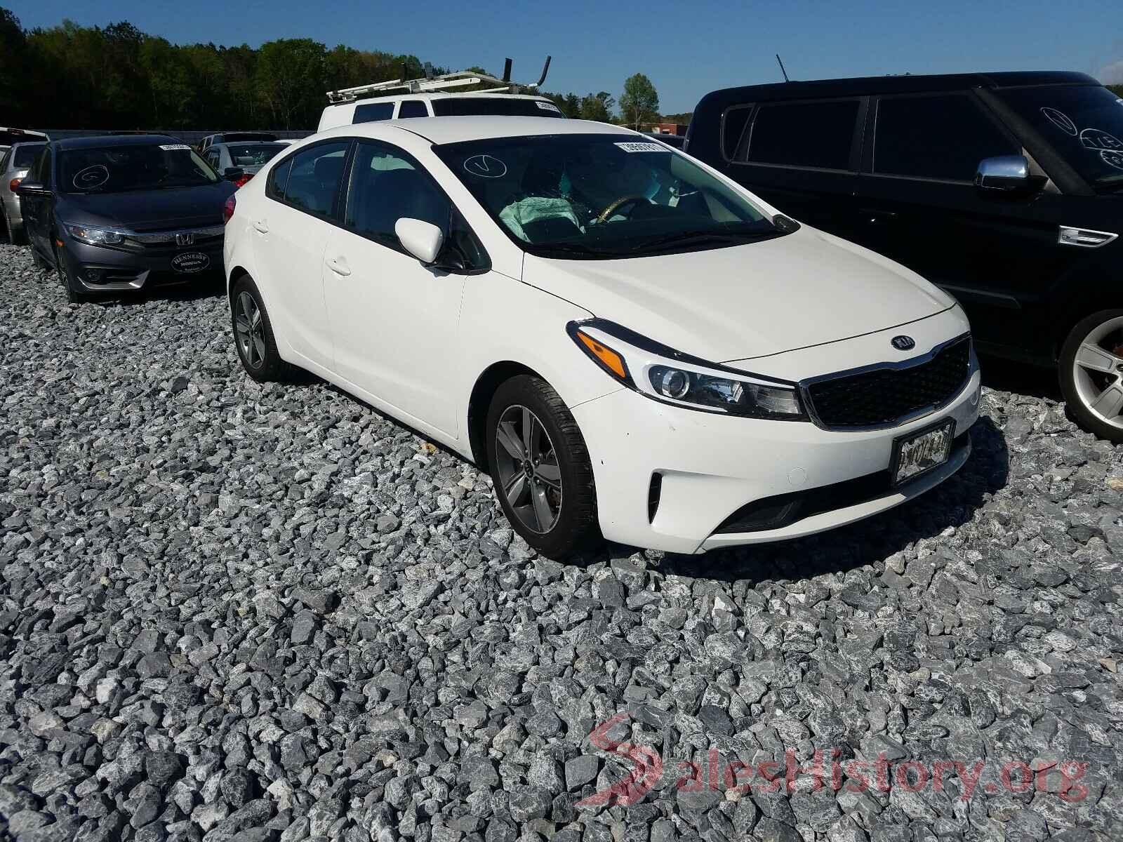 3KPFL4A7XJE252822 2018 KIA FORTE