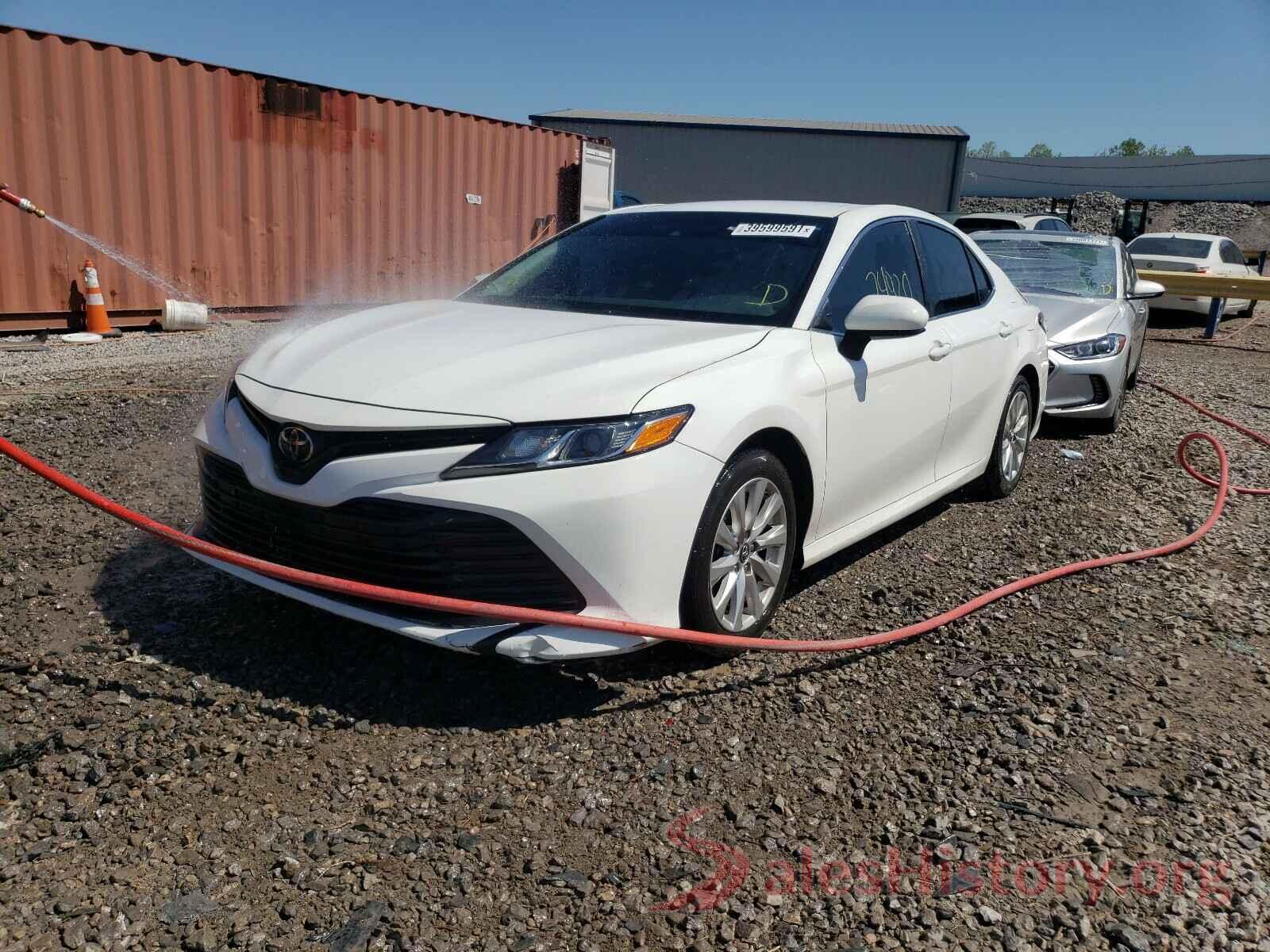 4T1B11HK7JU503290 2018 TOYOTA CAMRY