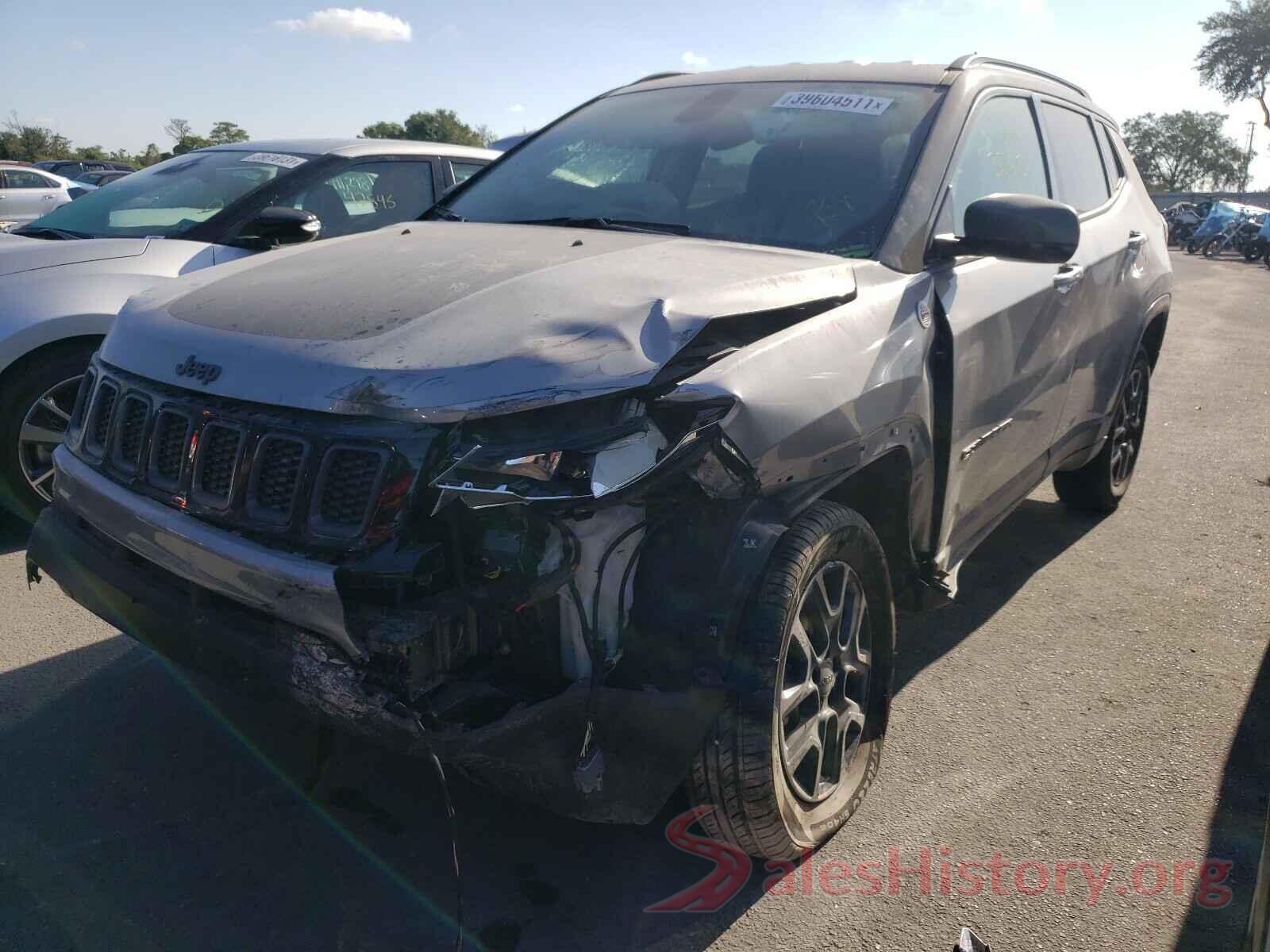 3C4NJDDB7KT618024 2019 JEEP COMPASS