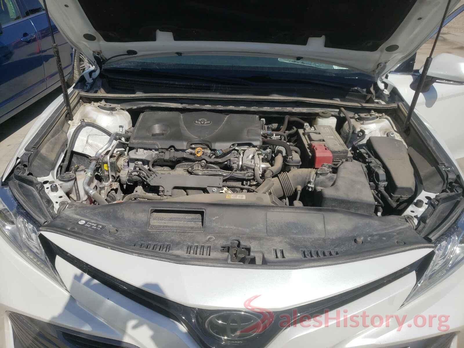 4T1B11HK5JU085845 2018 TOYOTA CAMRY