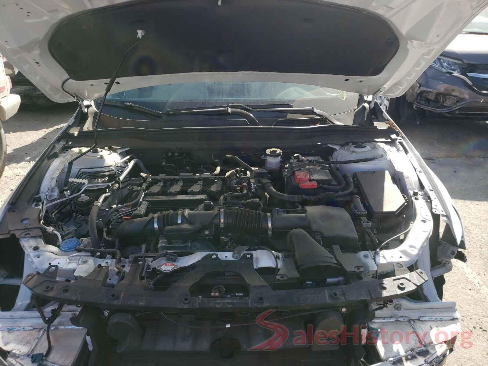 1HGCV1F51JA189052 2018 HONDA ACCORD