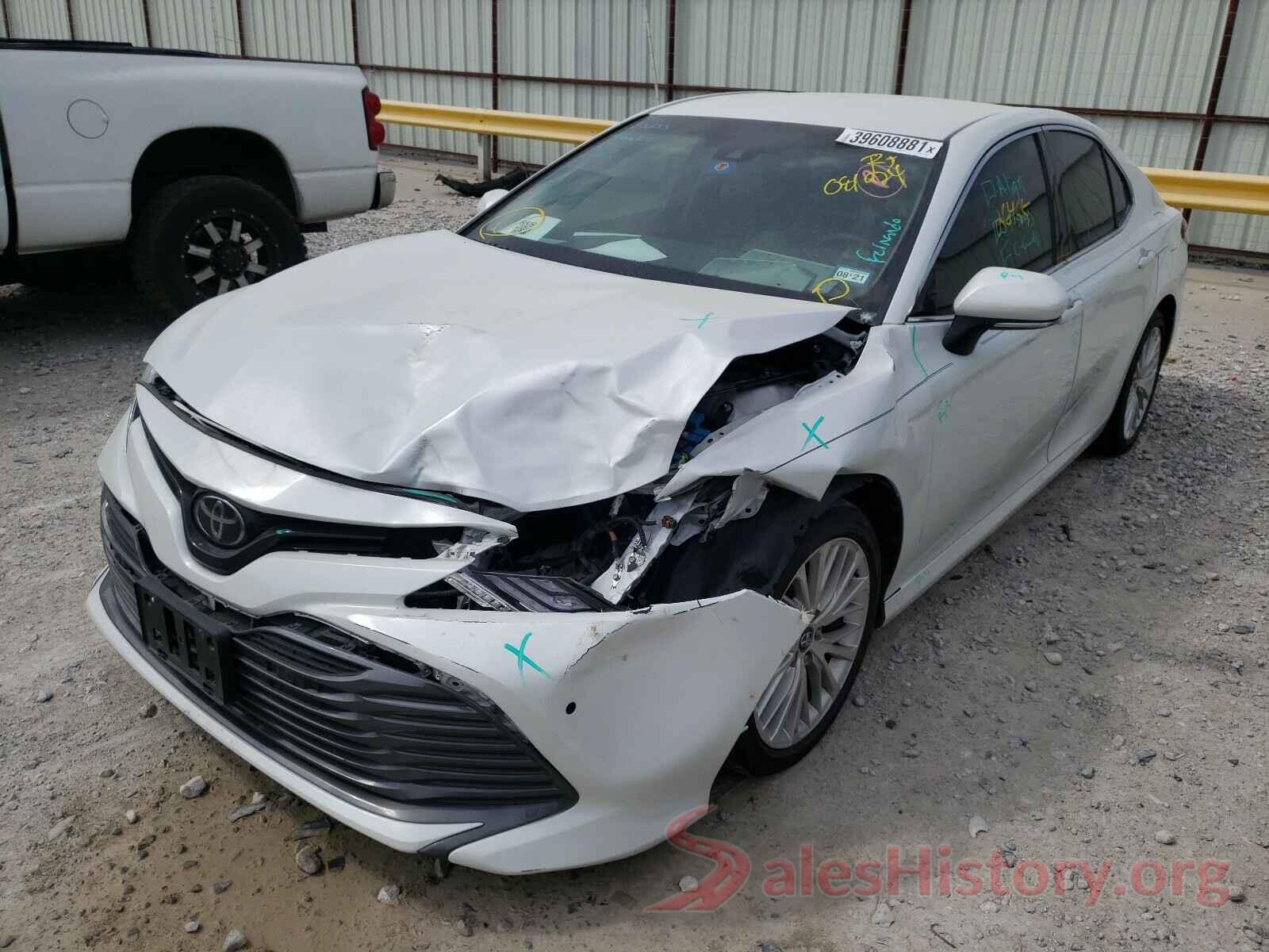 4T1B11HK3JU081924 2018 TOYOTA CAMRY