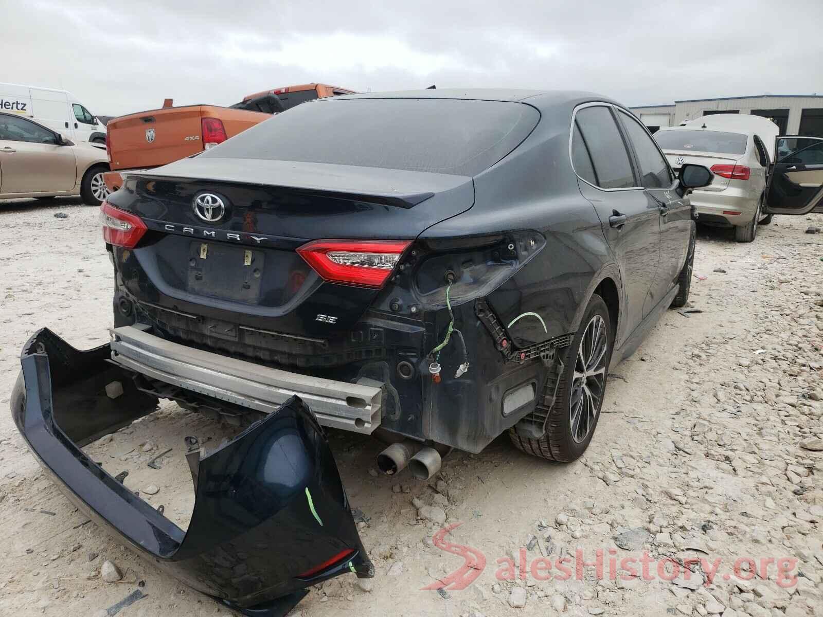 4T1B11HK4JU644317 2018 TOYOTA CAMRY