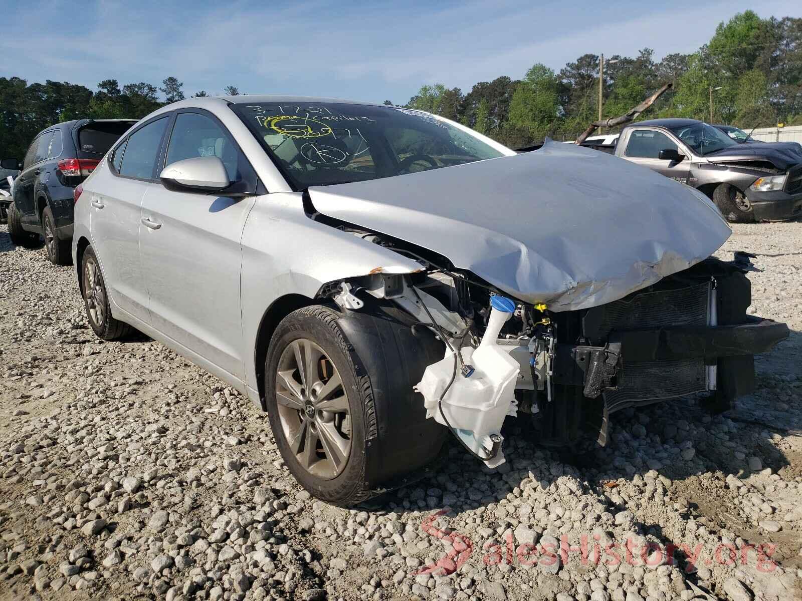 5NPD84LF5JH320971 2018 HYUNDAI ELANTRA