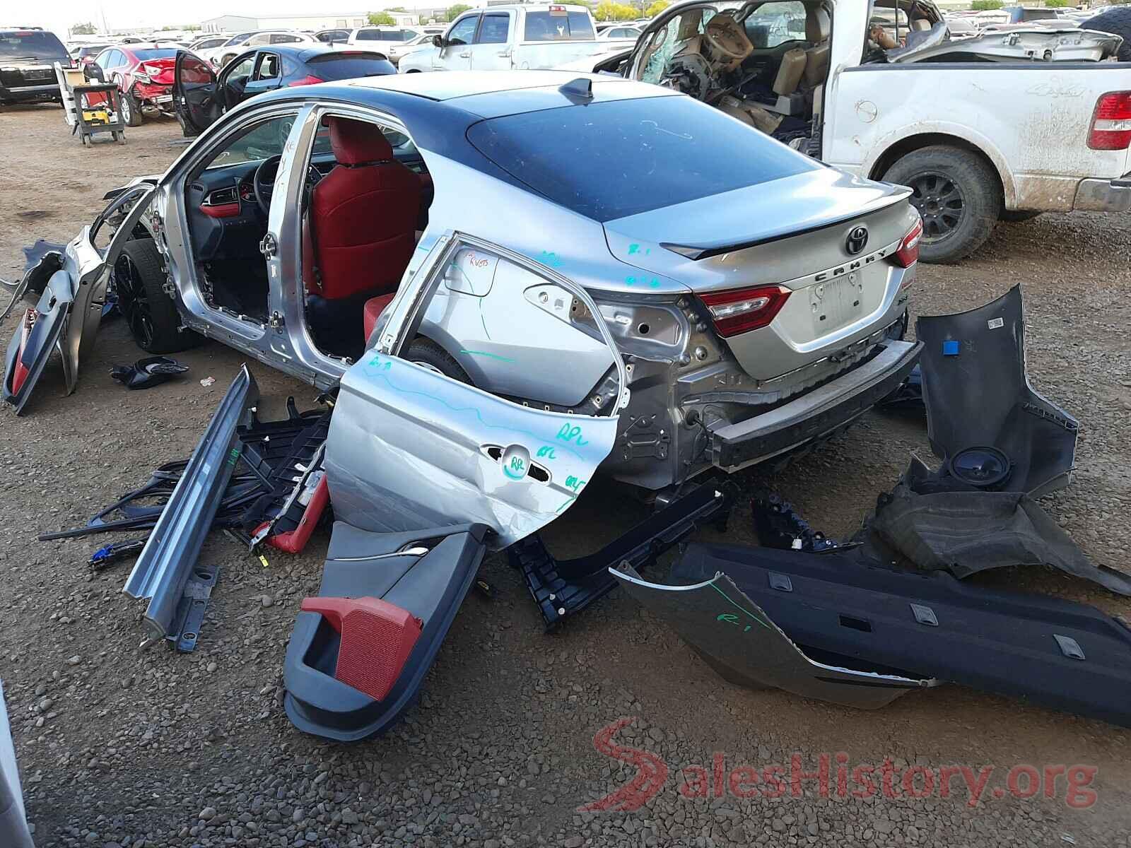 4T1B61HKXKU236407 2019 TOYOTA CAMRY