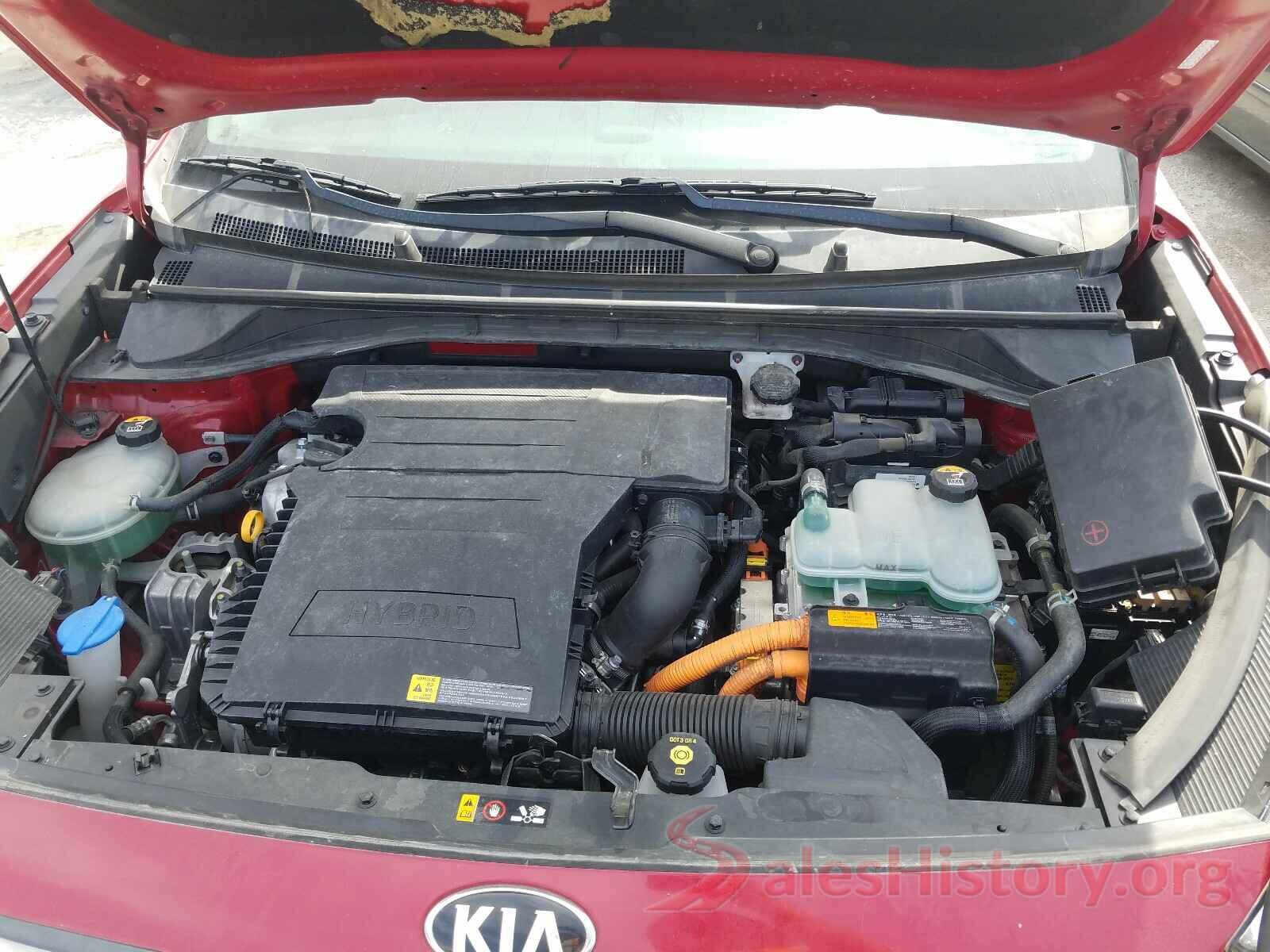 KNDCB3LC8H5057477 2017 KIA NIRO