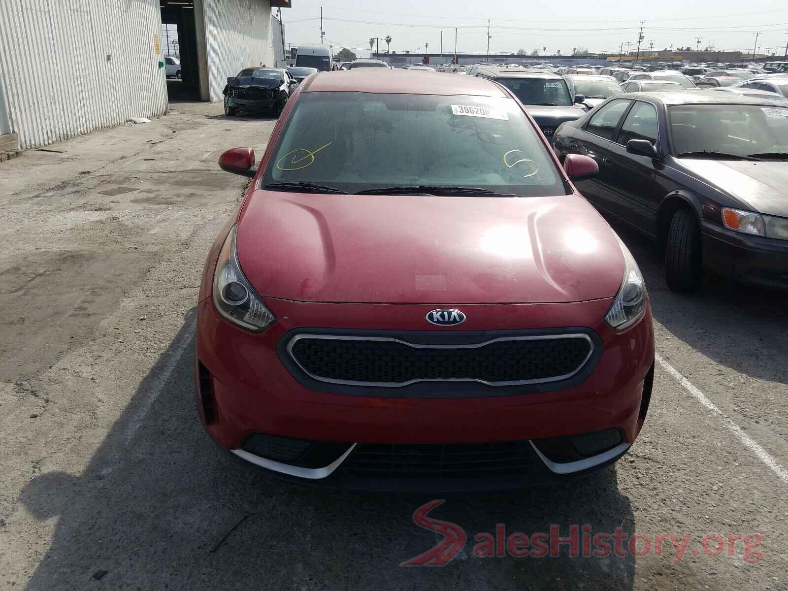 KNDCB3LC8H5057477 2017 KIA NIRO