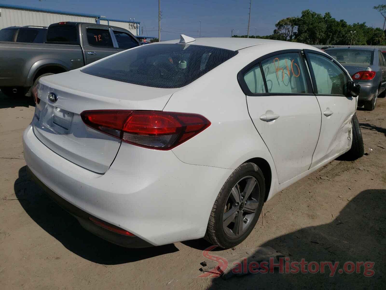 3KPFL4A71JE211253 2018 KIA FORTE