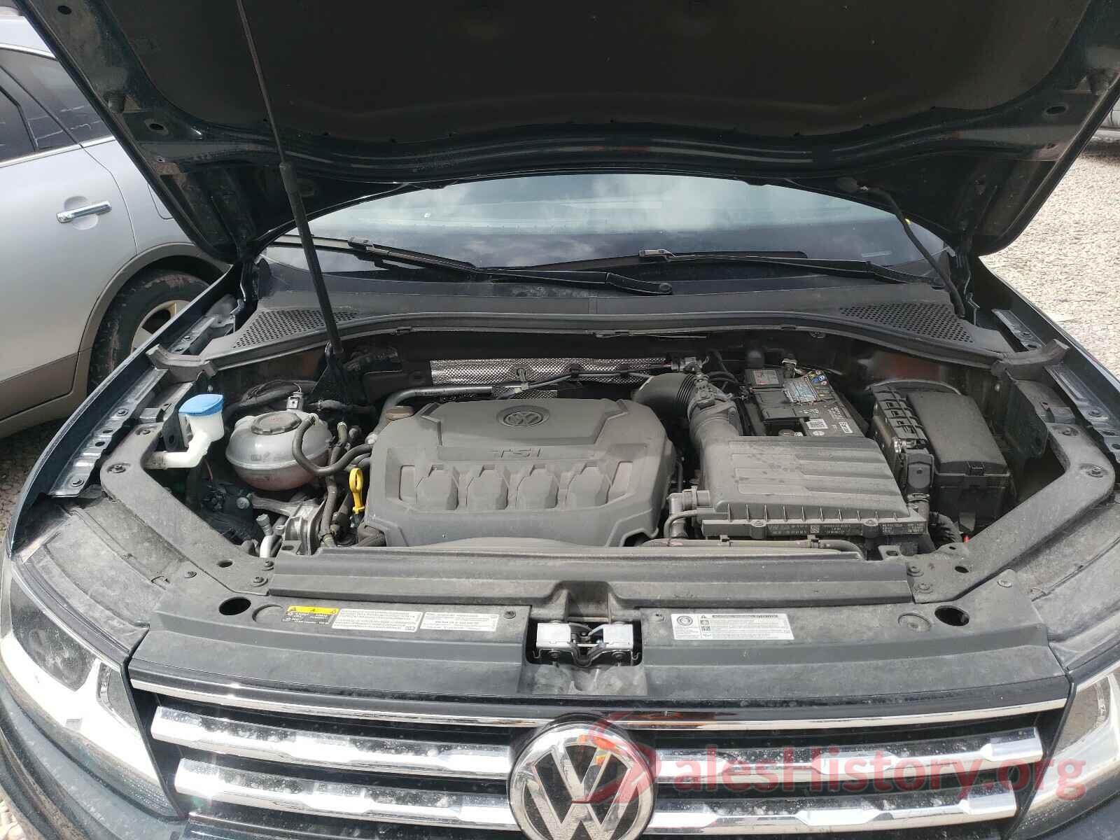 3VV2B7AX9JM158215 2018 VOLKSWAGEN TIGUAN