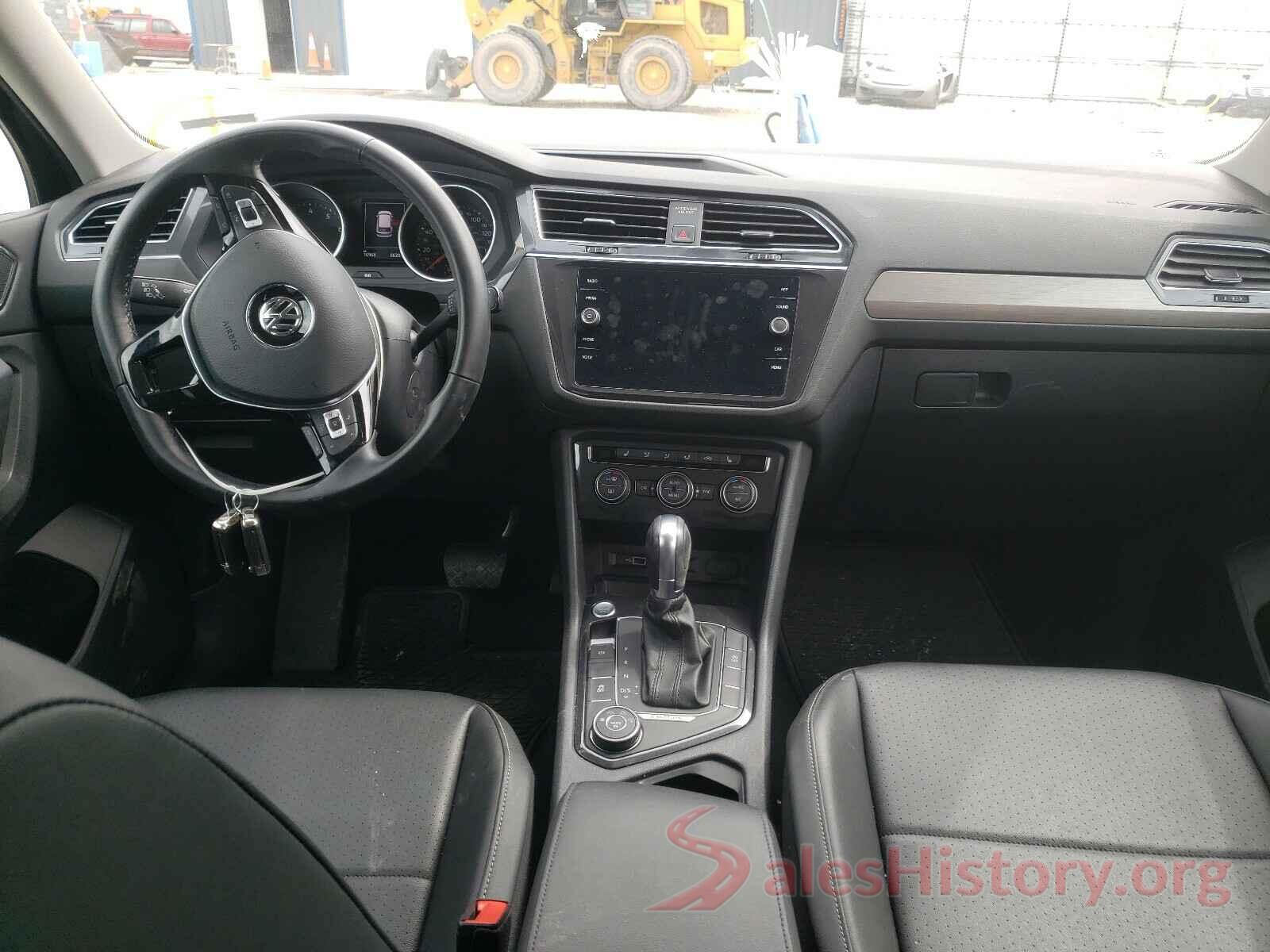 3VV2B7AX9JM158215 2018 VOLKSWAGEN TIGUAN