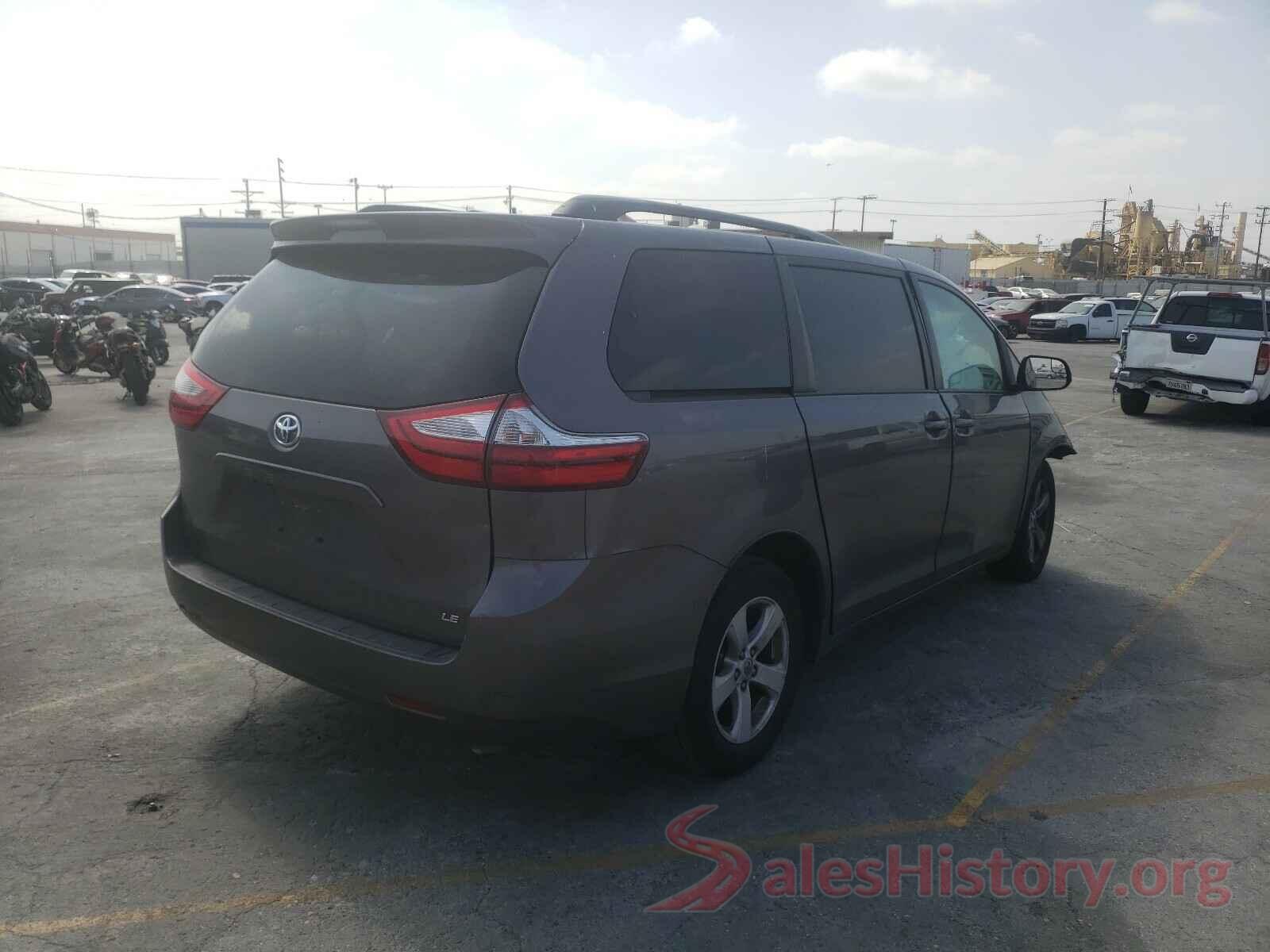 5TDKZ3DC0HS868125 2017 TOYOTA SIENNA