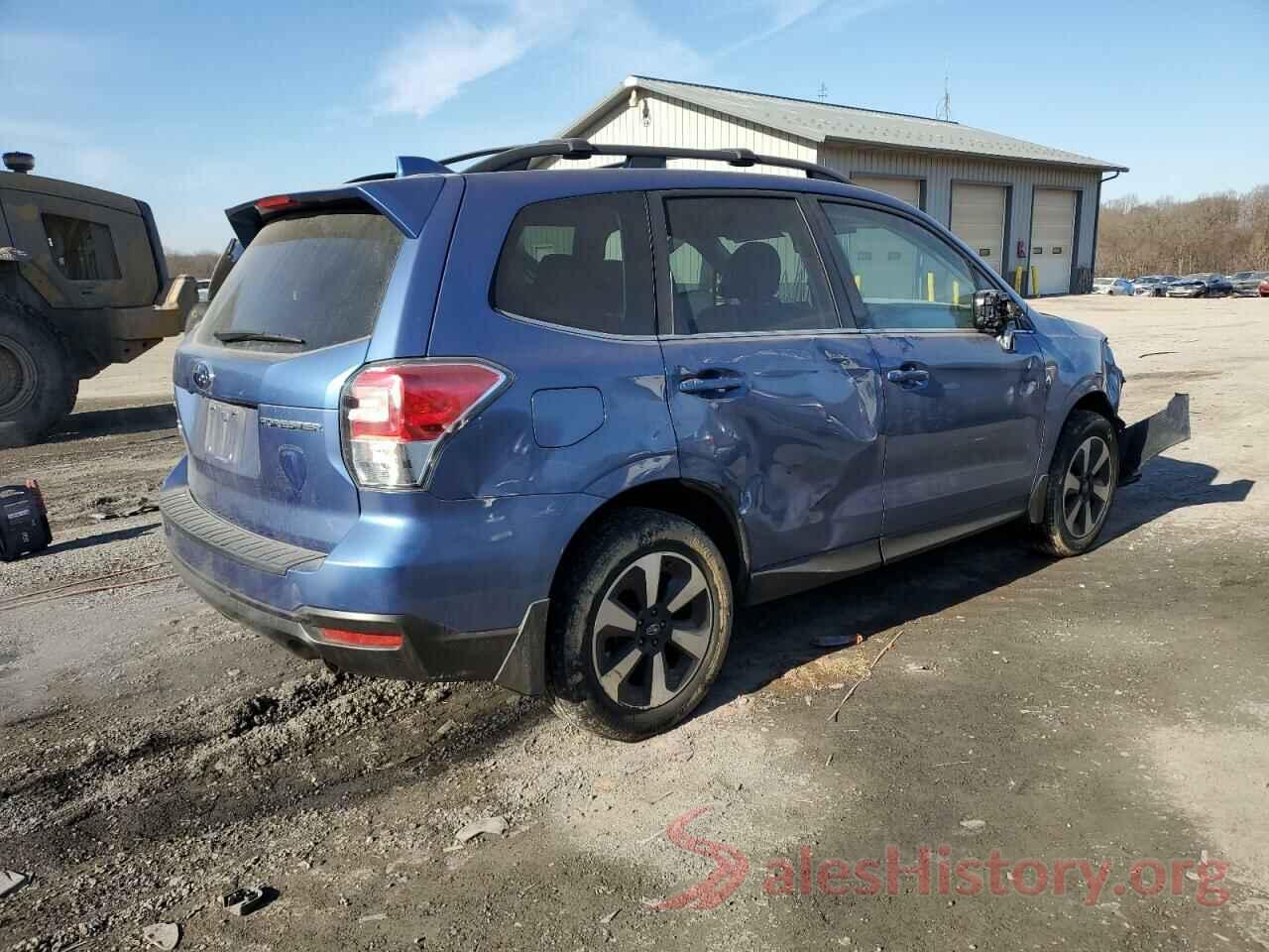 JF2SJAJC9JH537037 2018 SUBARU FORESTER