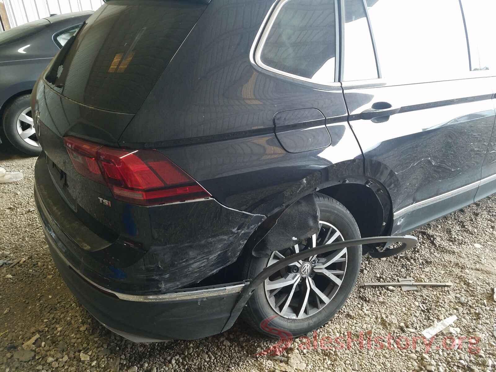 3VV3B7AX2JM222678 2018 VOLKSWAGEN TIGUAN