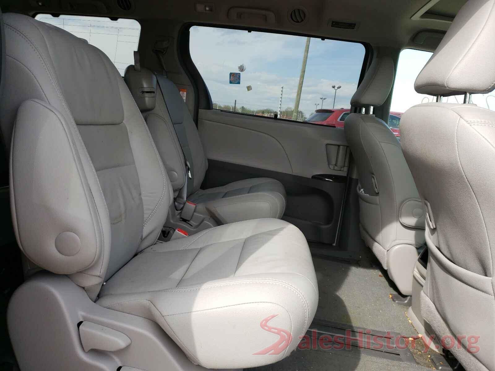 5TDYZ3DC5HS822266 2017 TOYOTA SIENNA