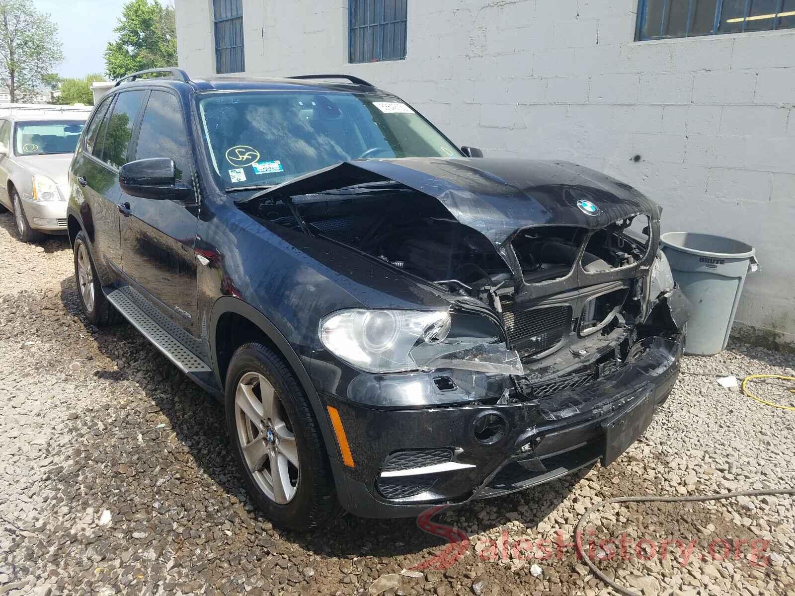 5UXZV4C5XBL742459 2011 BMW X5