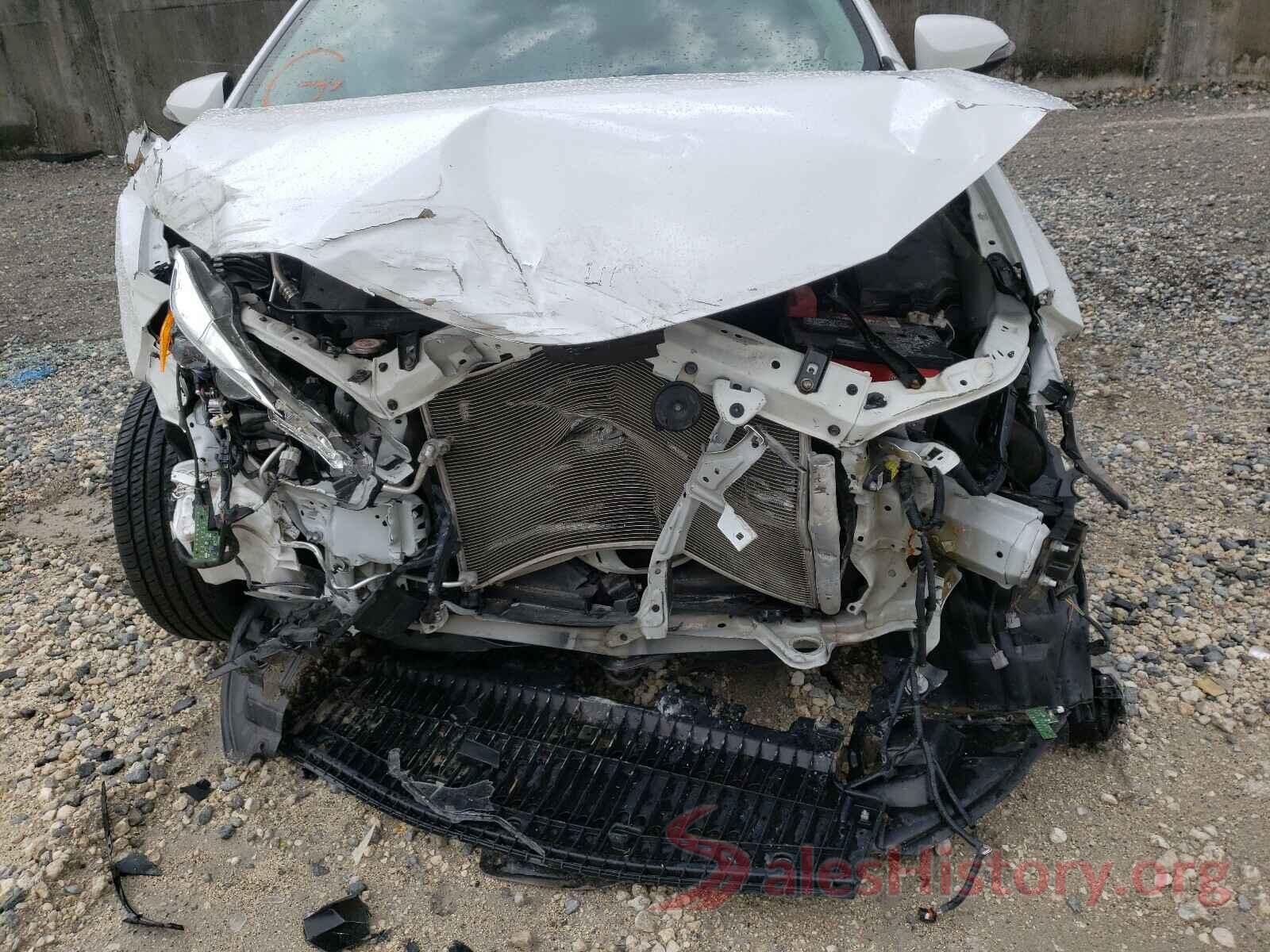 5YFBURHEXHP694893 2017 TOYOTA COROLLA