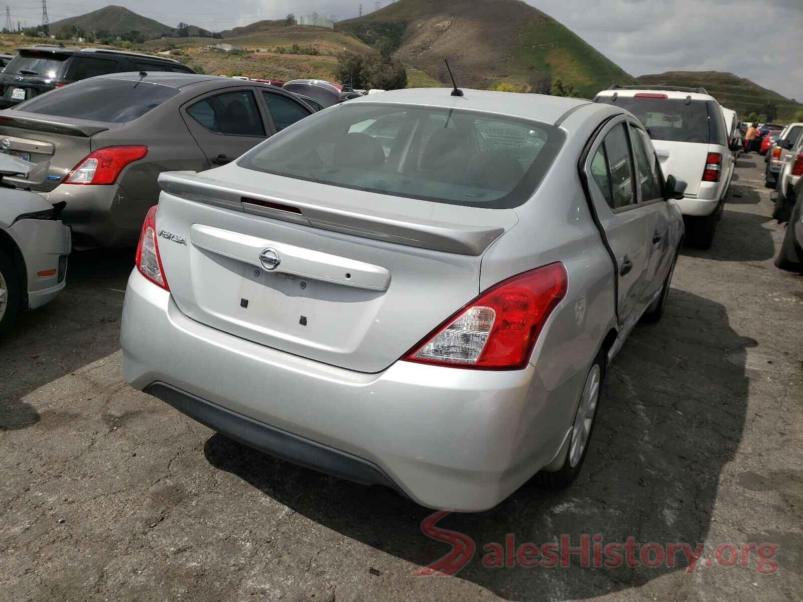 3N1CN7AP8JL868340 2018 NISSAN VERSA