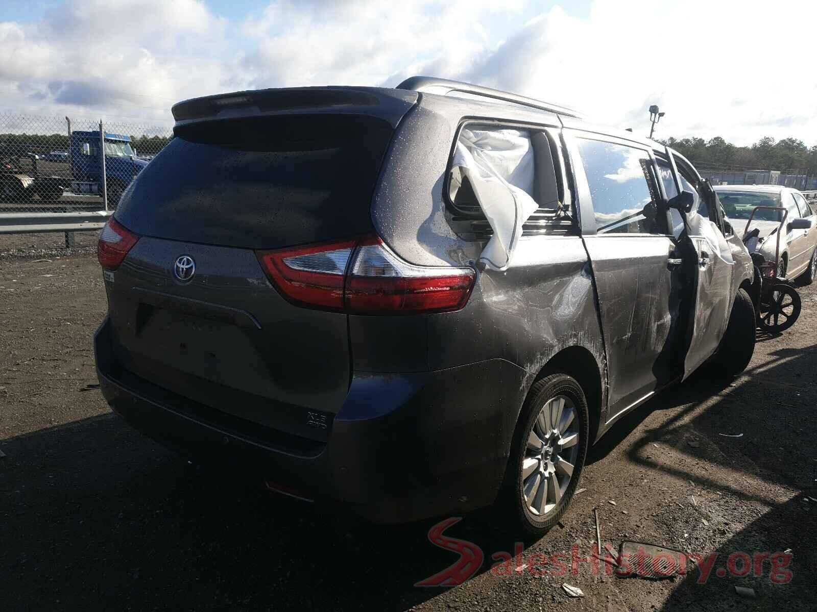 5TDDZ3DC4HS157780 2017 TOYOTA SIENNA