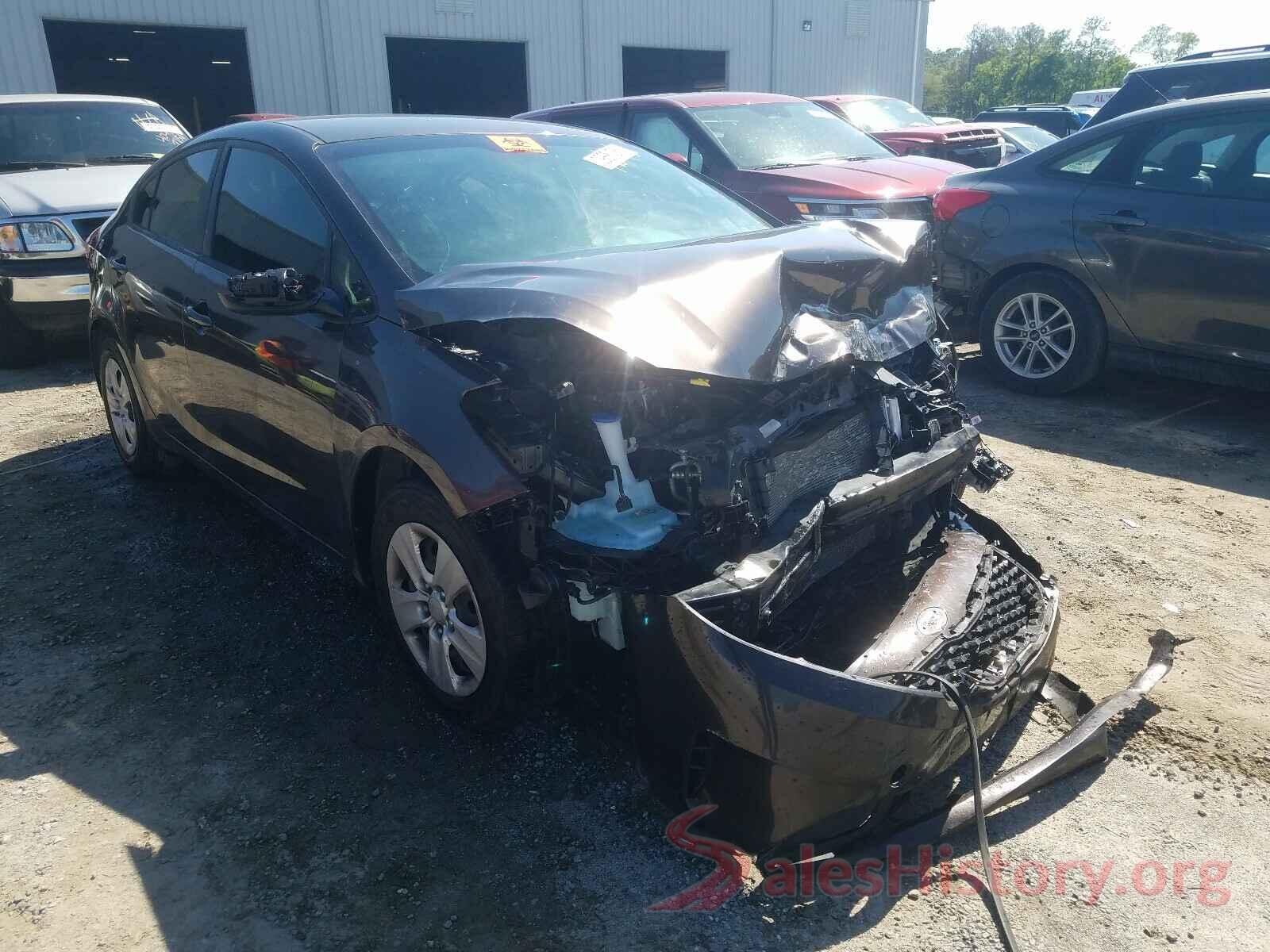 3KPFK4A76HE143870 2017 KIA FORTE