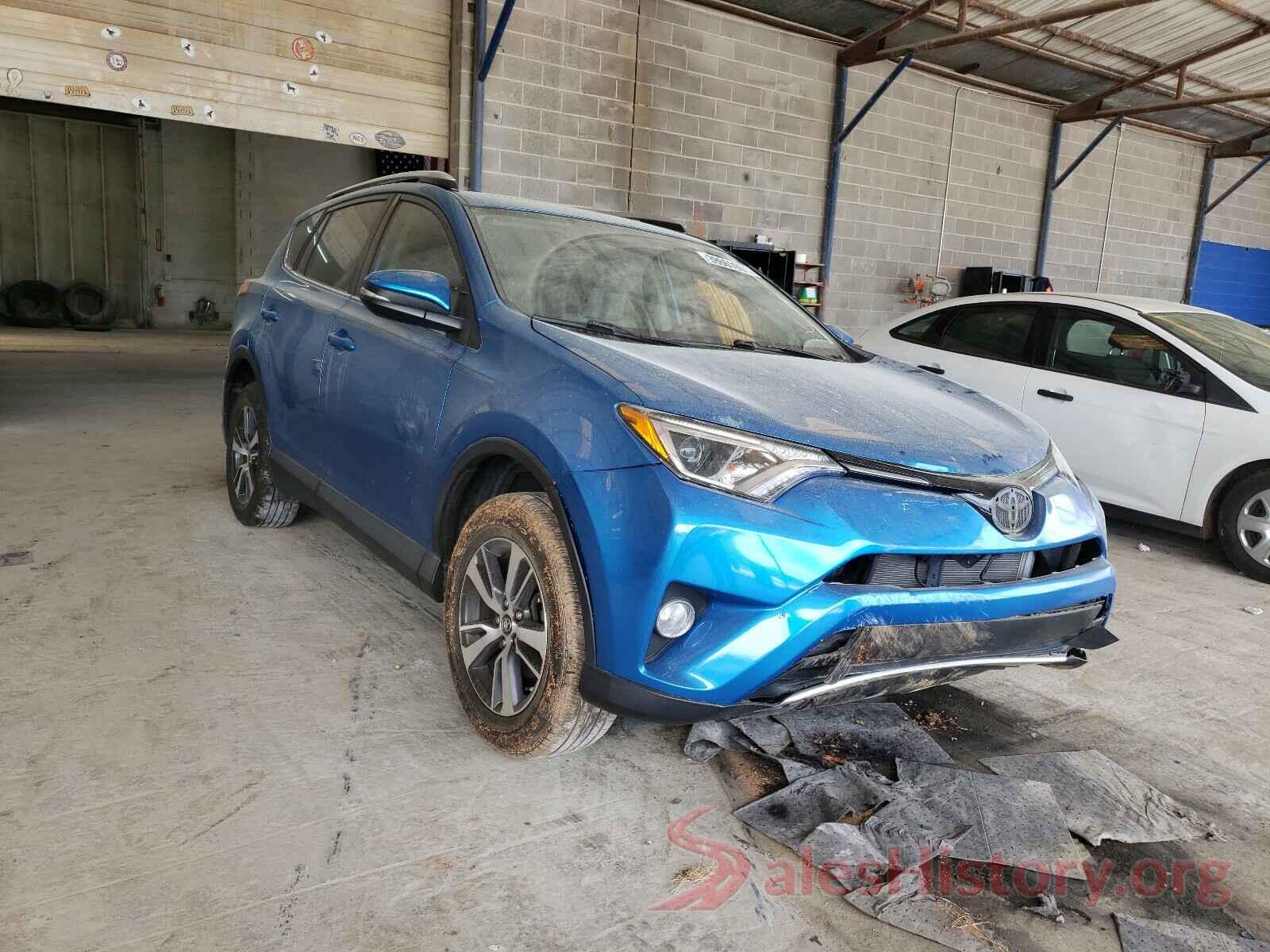 JTMWFREV4GJ088332 2016 TOYOTA RAV4