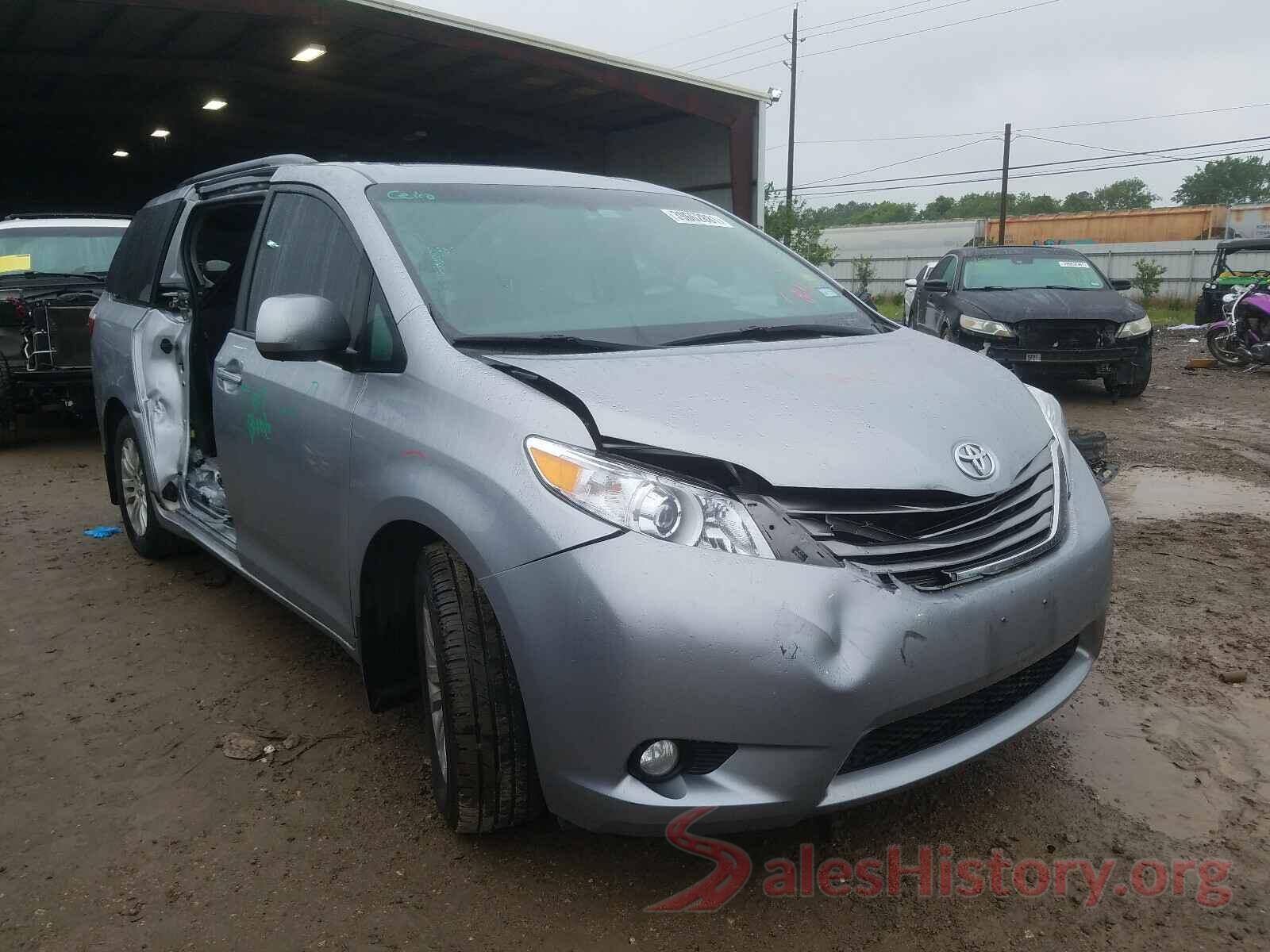 5TDYZ3DC6HS889538 2017 TOYOTA SIENNA