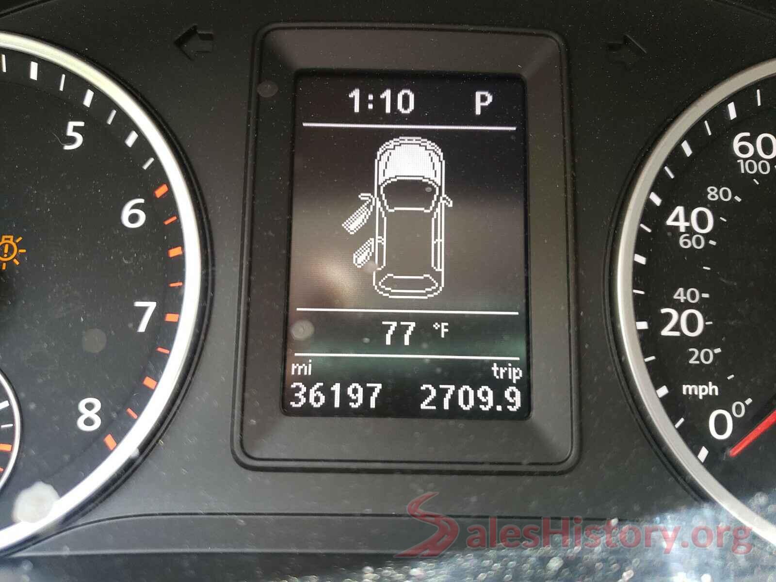 WVGAV7AX8HK040493 2017 VOLKSWAGEN TIGUAN