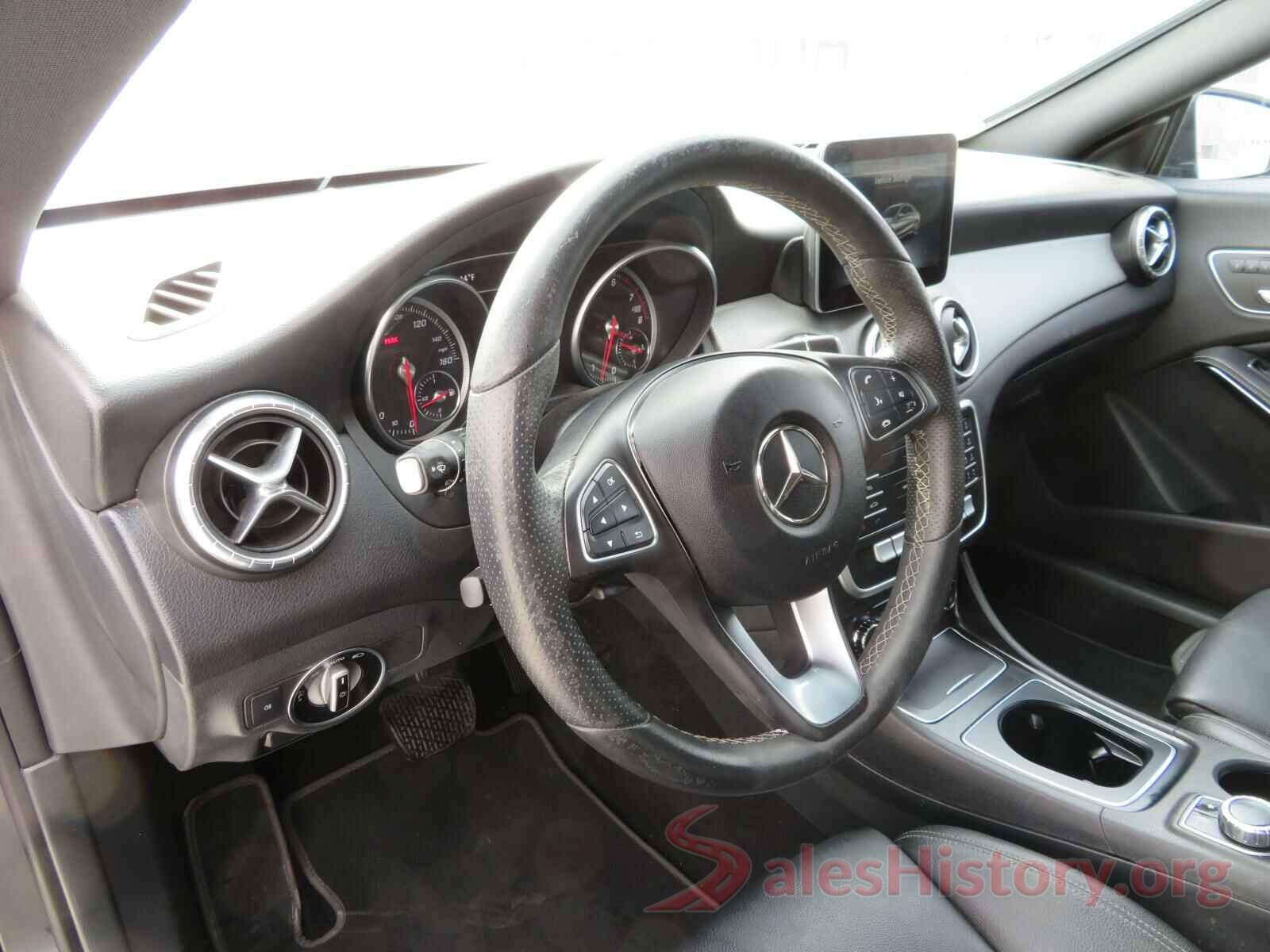 WDDSJ4EB9JN601019 2018 MERCEDES-BENZ C CLASS