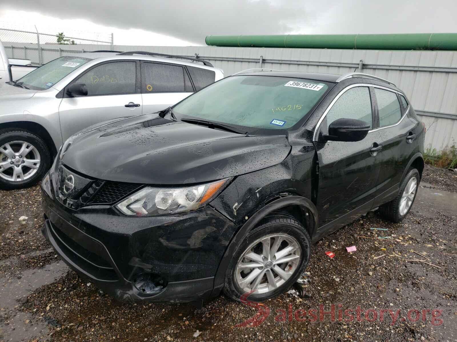 JN1BJ1CP3JW196215 2018 NISSAN ROGUE