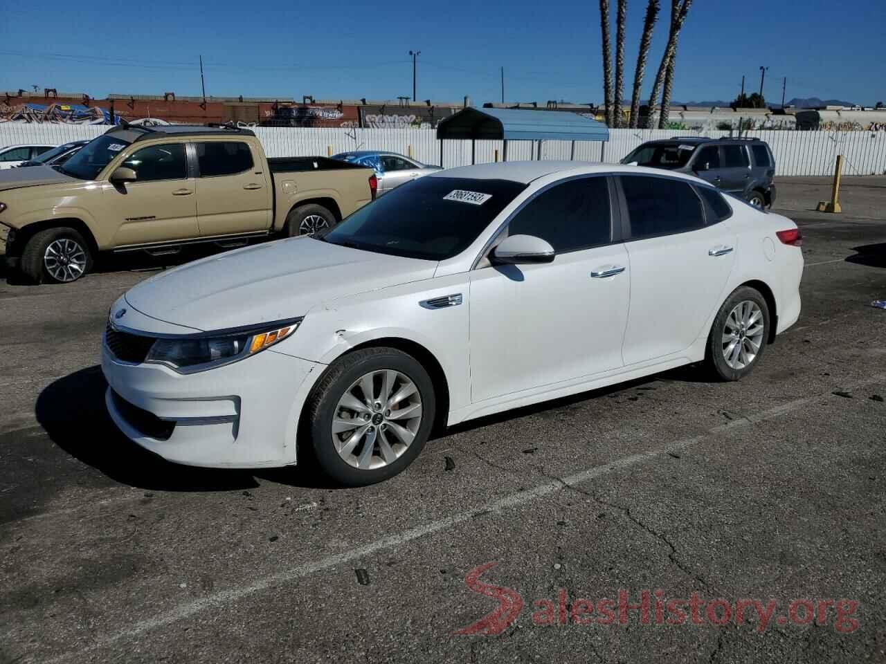 5XXGT4L31JG257283 2018 KIA OPTIMA