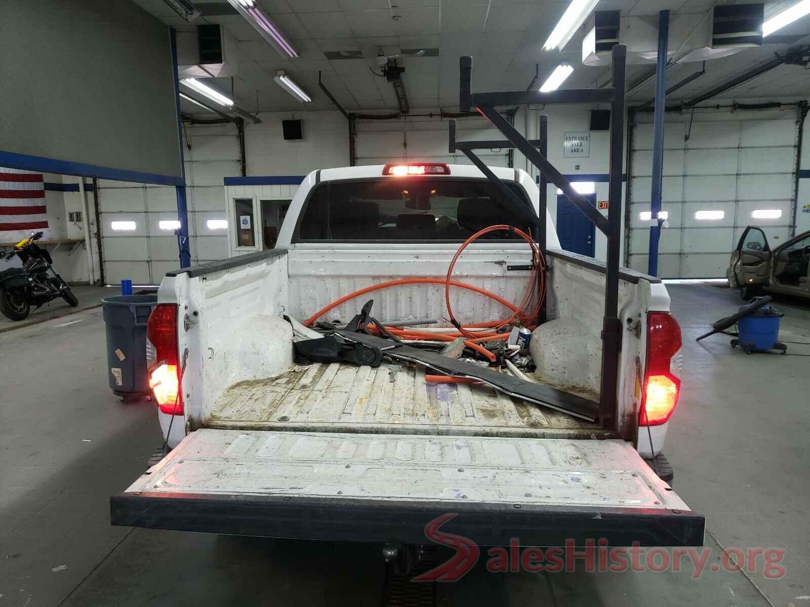 5TFDY5F19HX674951 2017 TOYOTA TUNDRA