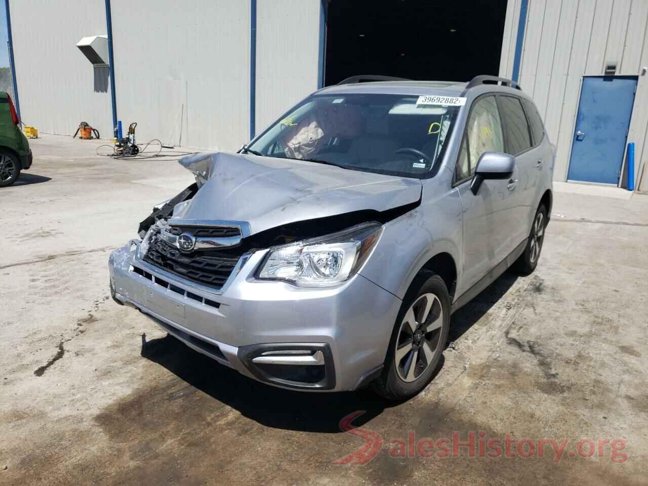 JF2SJADC4JH575111 2018 SUBARU FORESTER