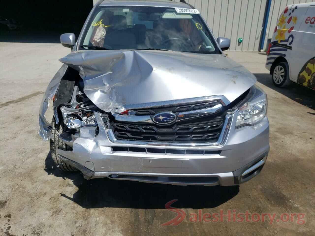 JF2SJADC4JH575111 2018 SUBARU FORESTER